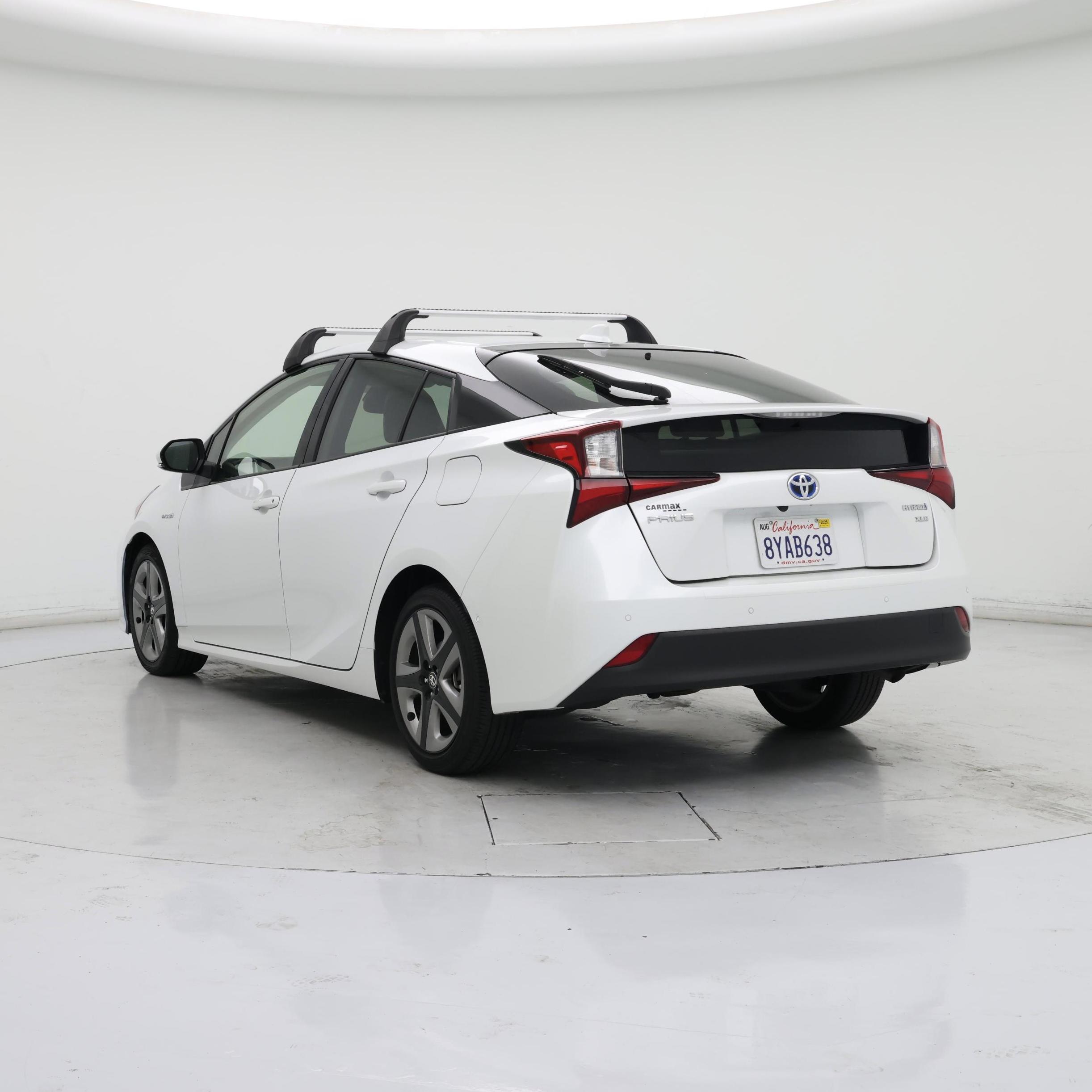 Thumbnail: 2022 Toyota Prius - 2