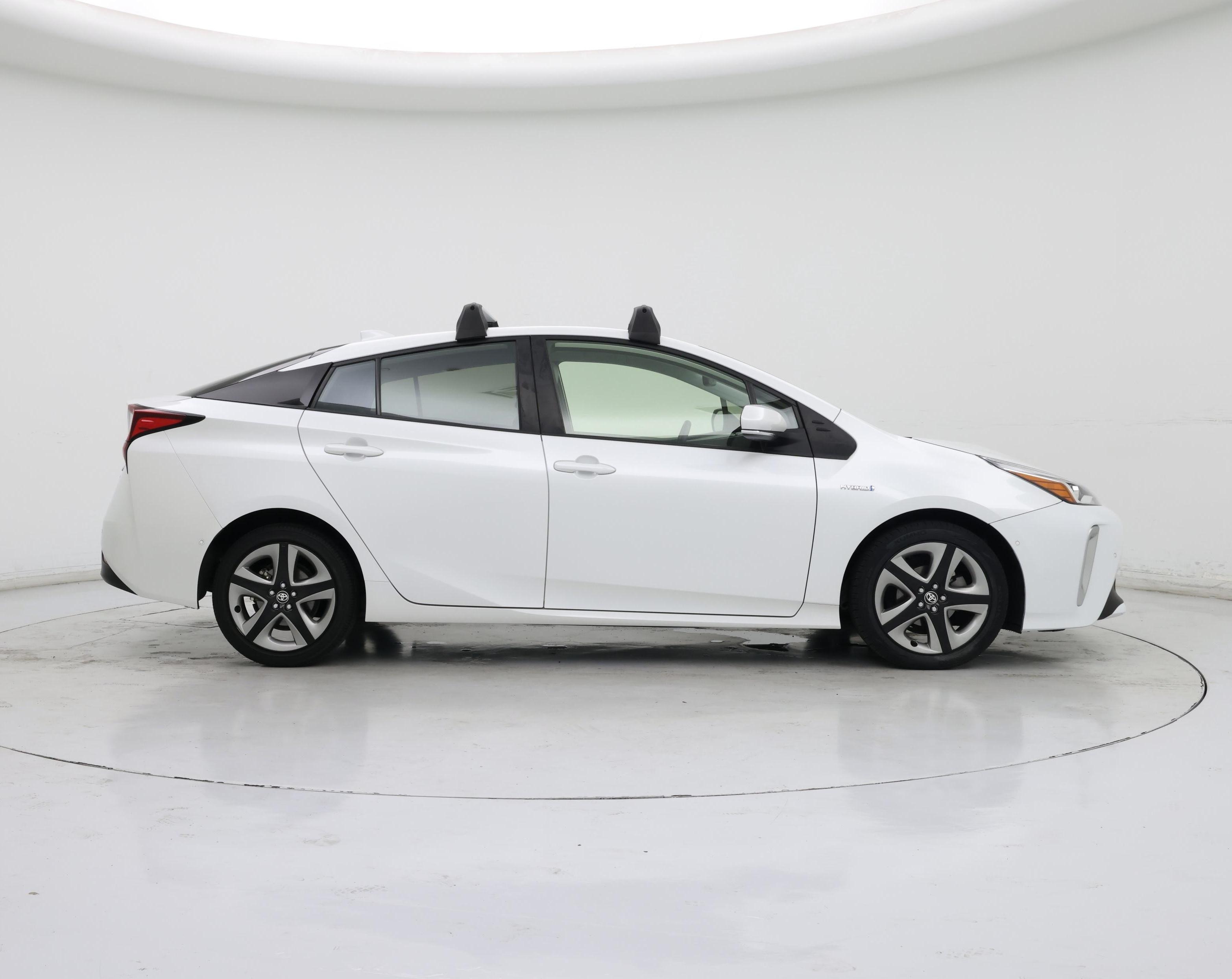 Thumbnail: 2022 Toyota Prius - 7