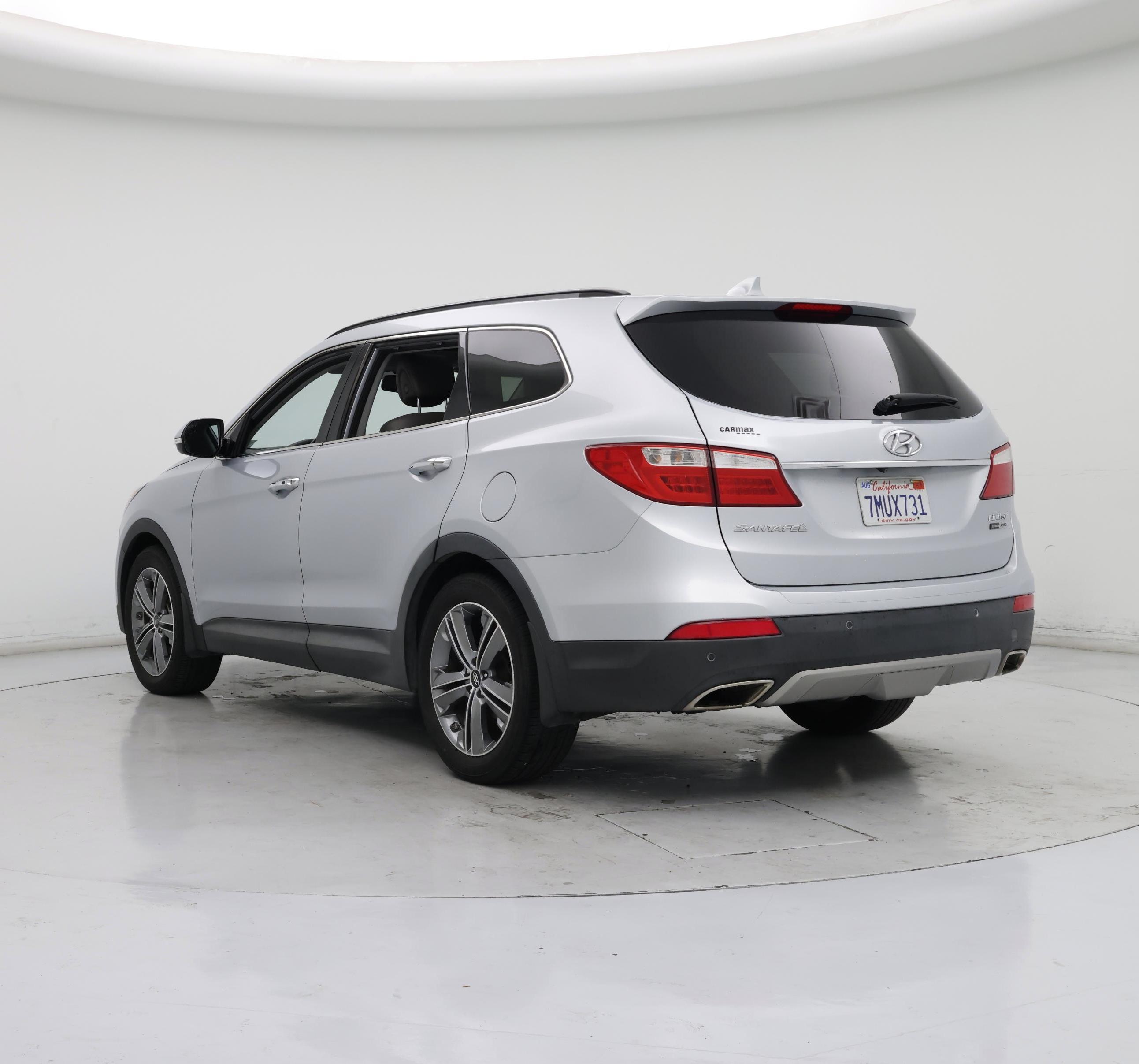 Thumbnail: 2015 Hyundai Santa Fe - 2