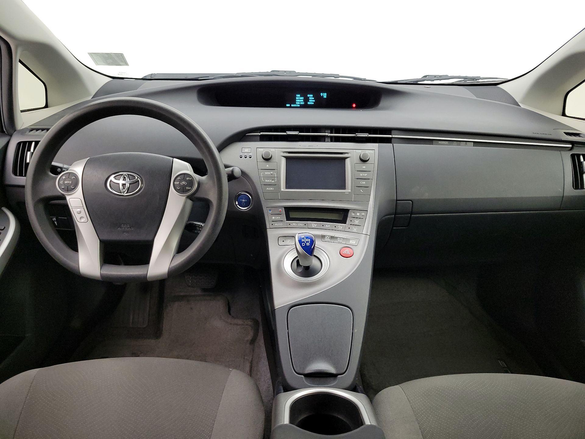 Thumbnail: 2014 Toyota Prius - 9