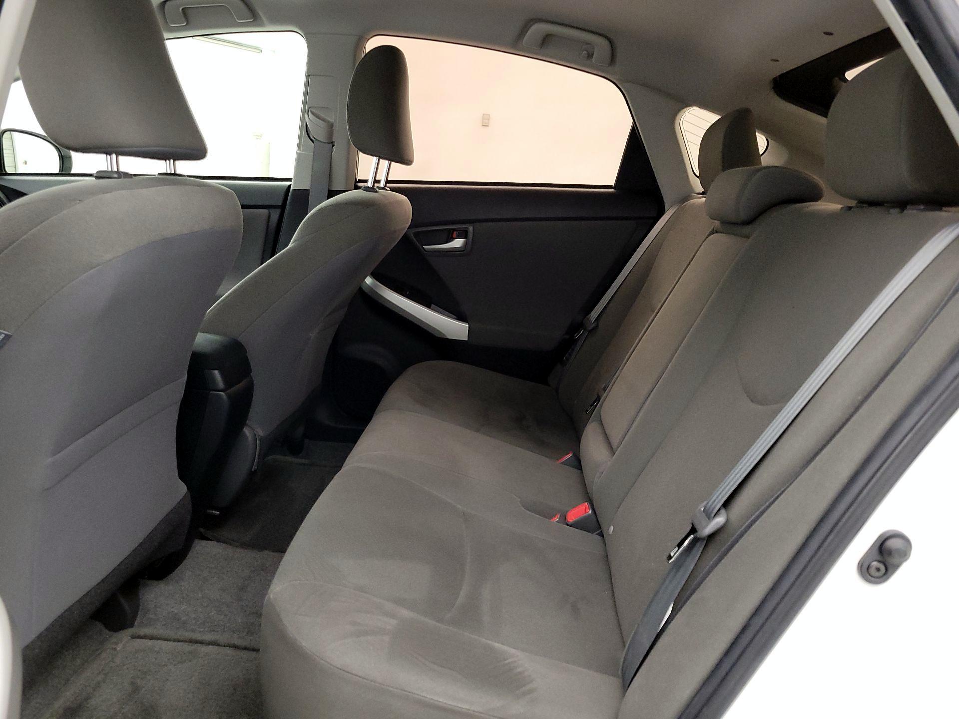 Thumbnail: 2014 Toyota Prius - 18