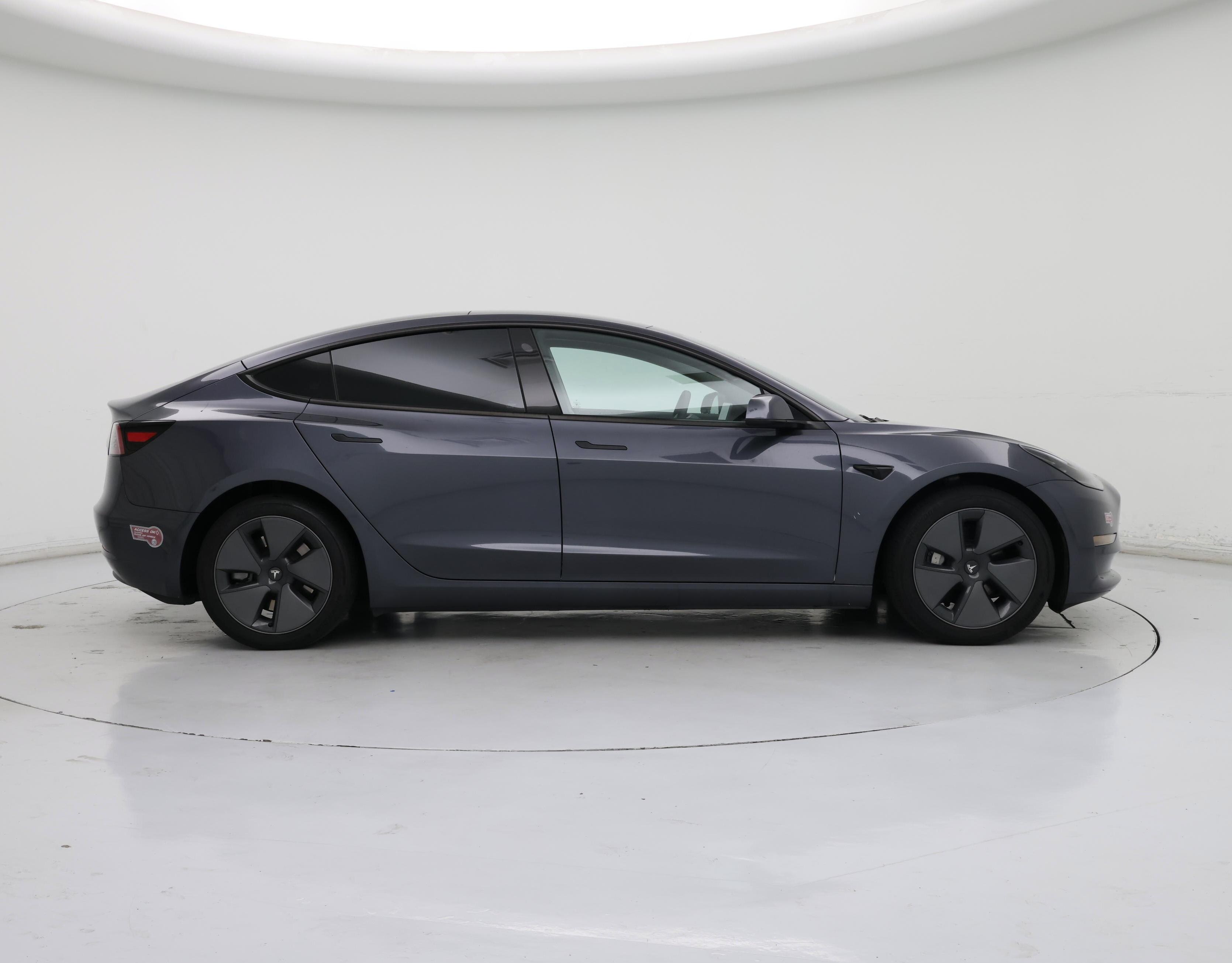Thumbnail: 2023 Tesla Model 3 - 7