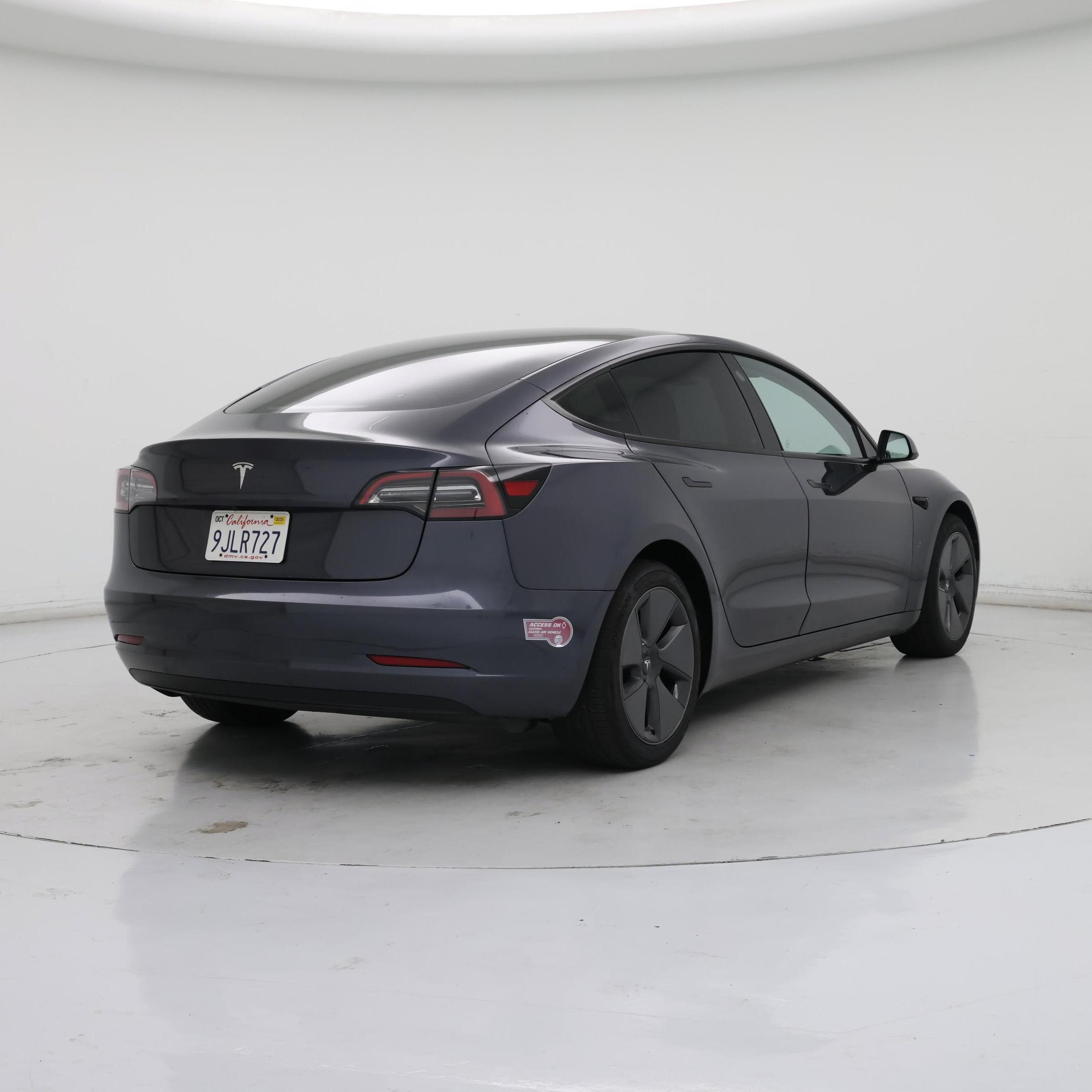 Thumbnail: 2023 Tesla Model 3 - 8