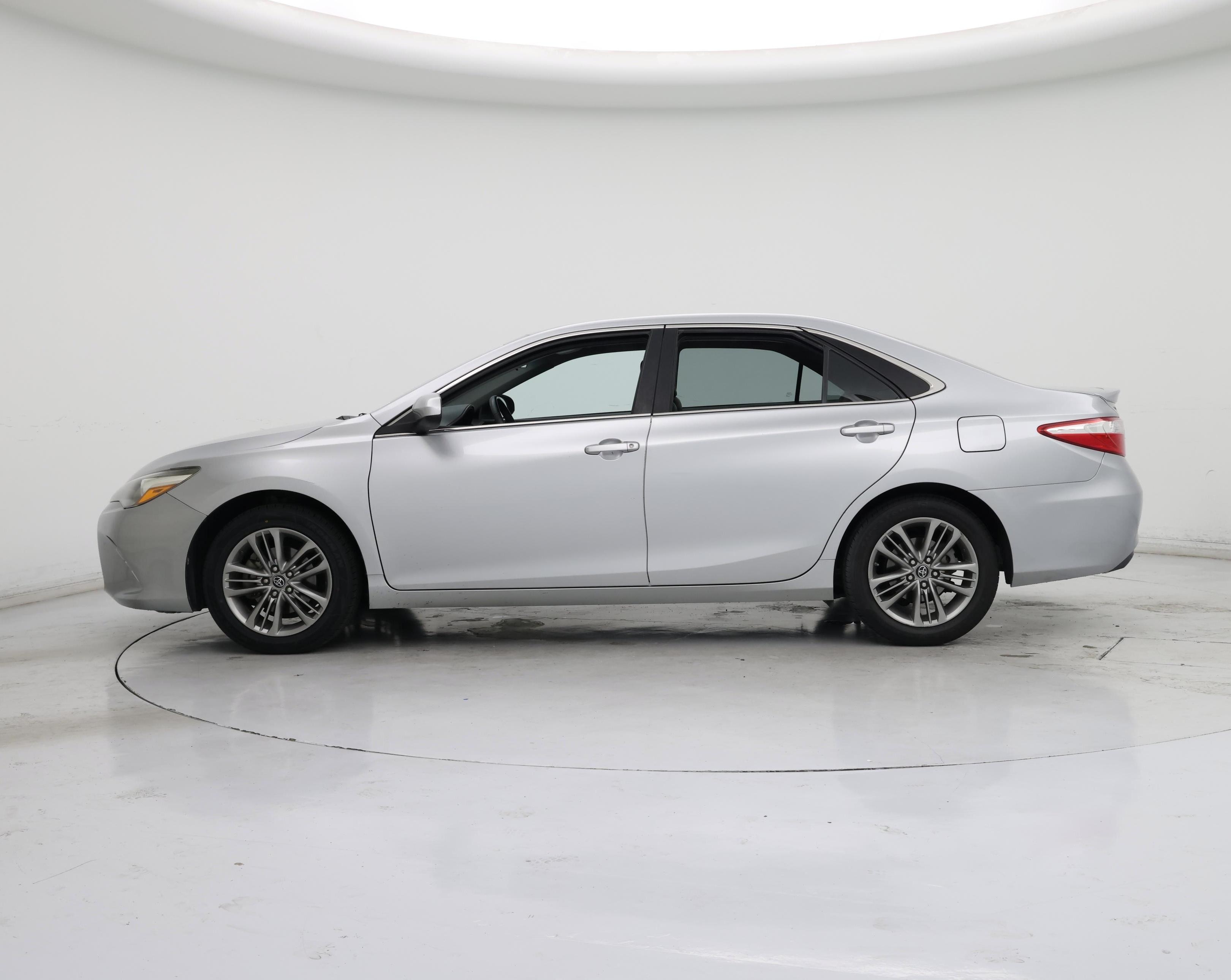 Thumbnail: 2017 Toyota Camry - 3