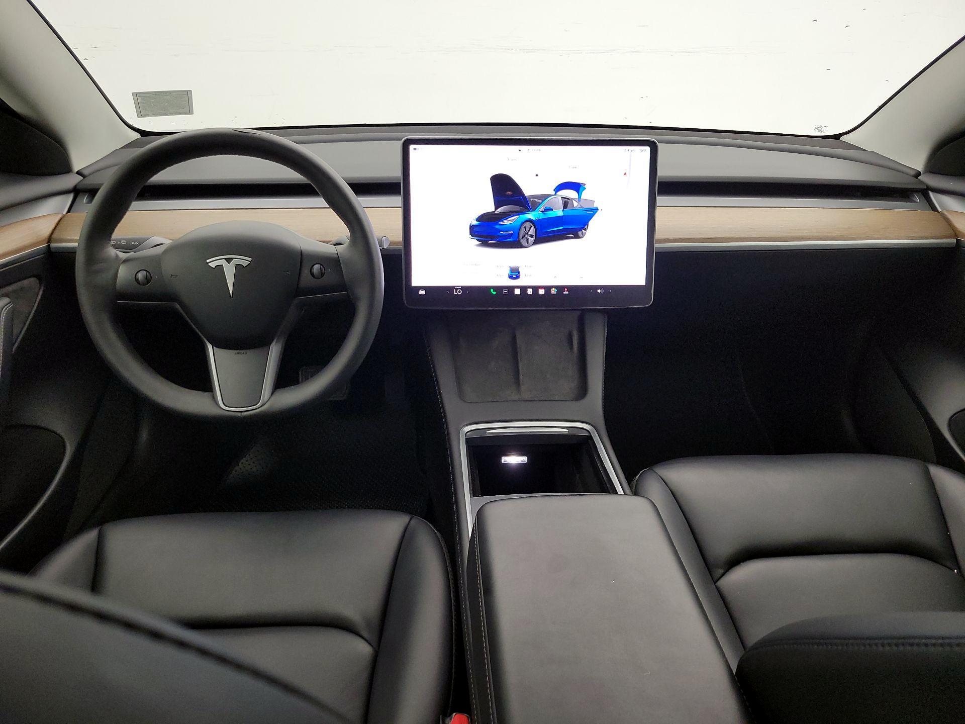 Thumbnail: 2023 Tesla Model 3 - 9
