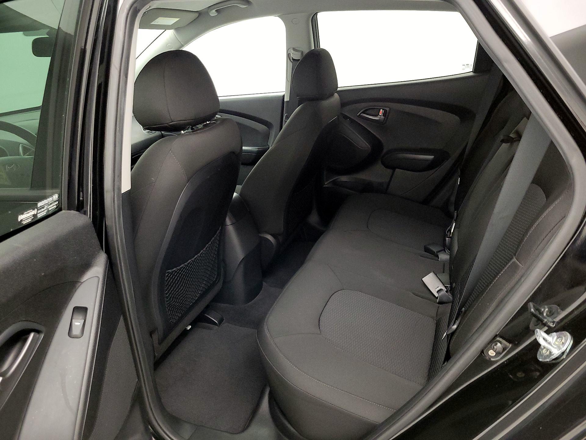Thumbnail: 2015 Hyundai Tucson - 19