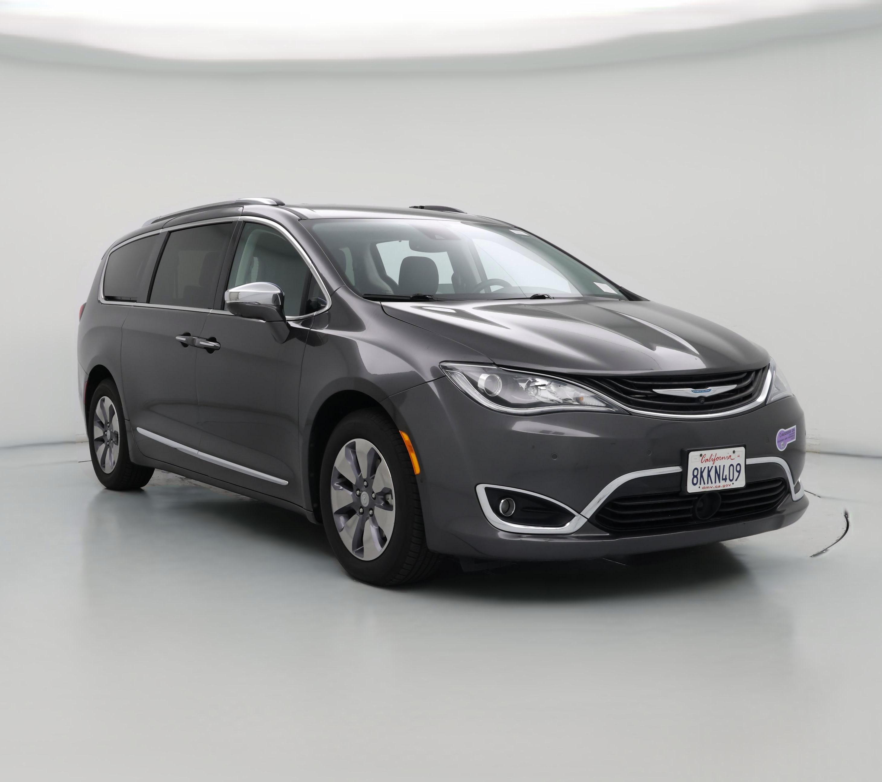 Thumbnail: 2019 Chrysler Pacifica - 1