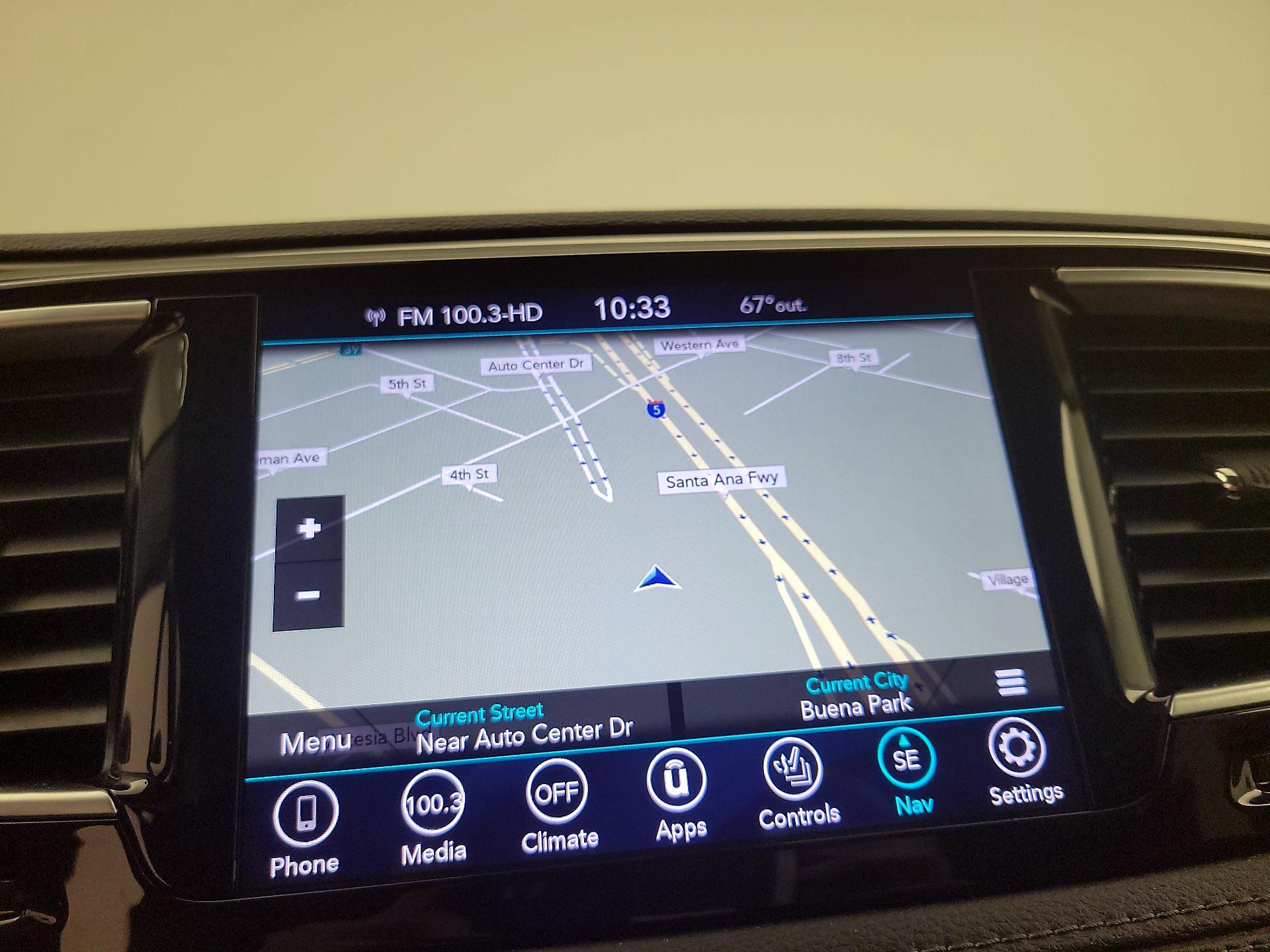 Thumbnail: 2019 Chrysler Pacifica - 14