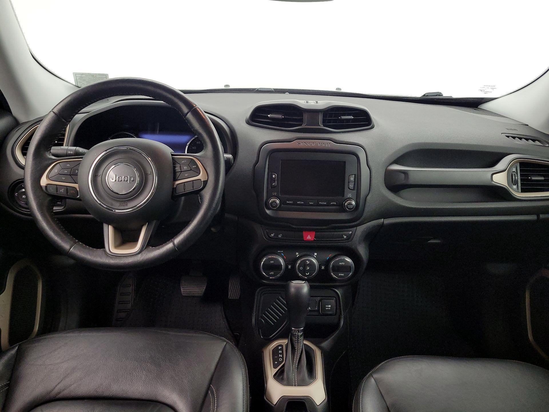 Thumbnail: 2016 Jeep Renegade - 9