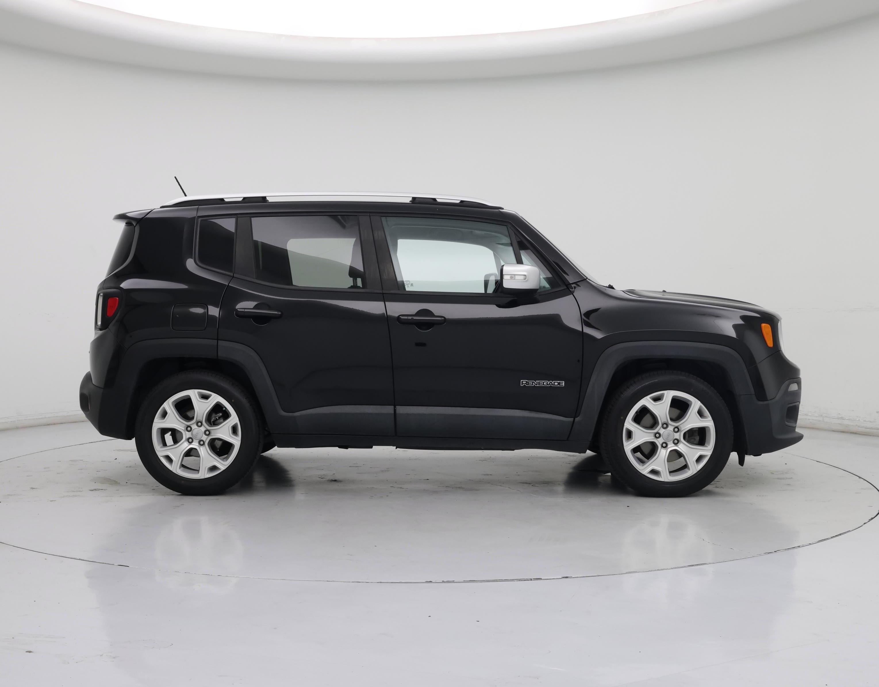 Thumbnail: 2016 Jeep Renegade - 7