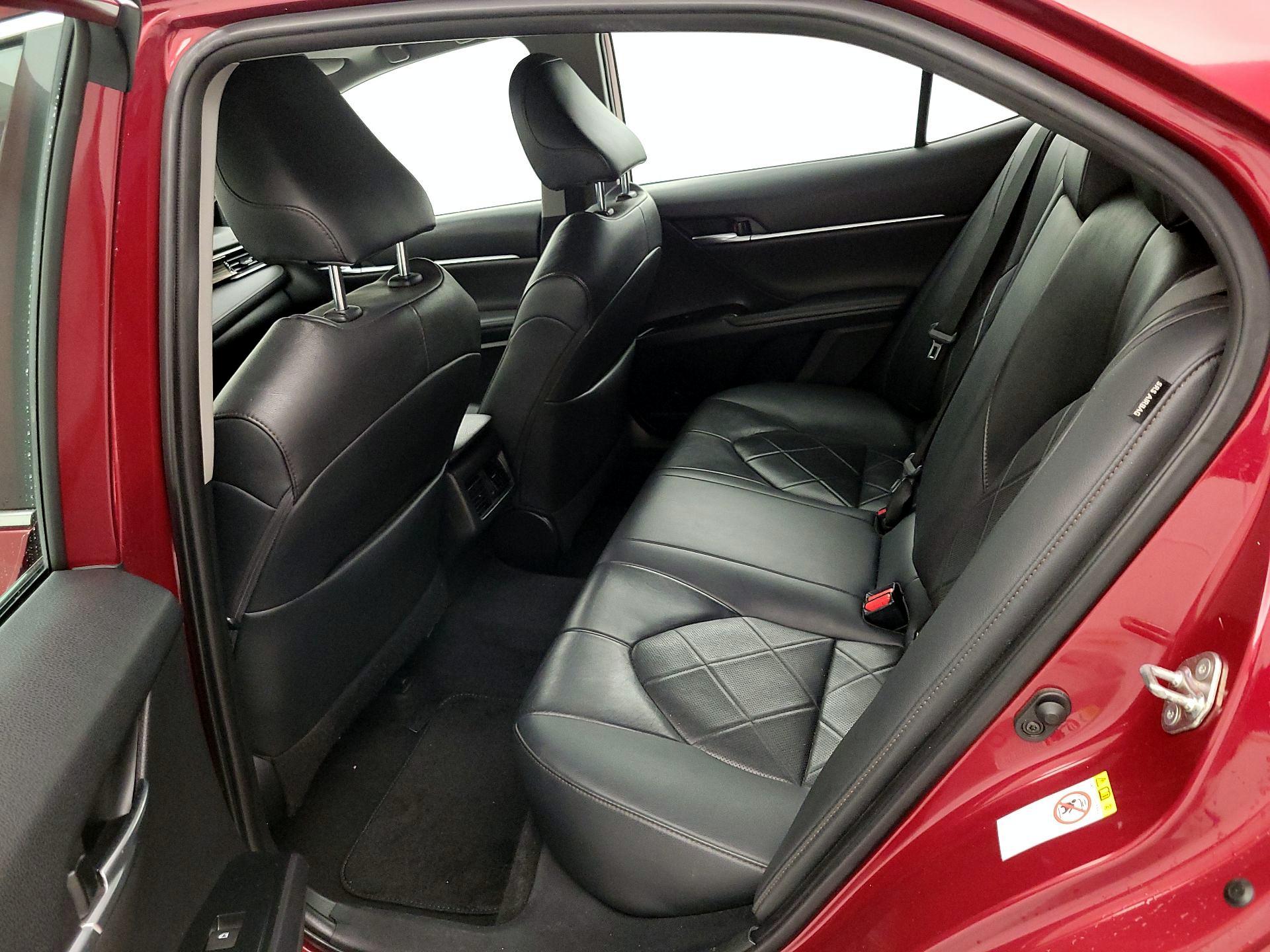 Thumbnail: 2019 Toyota Camry - 19