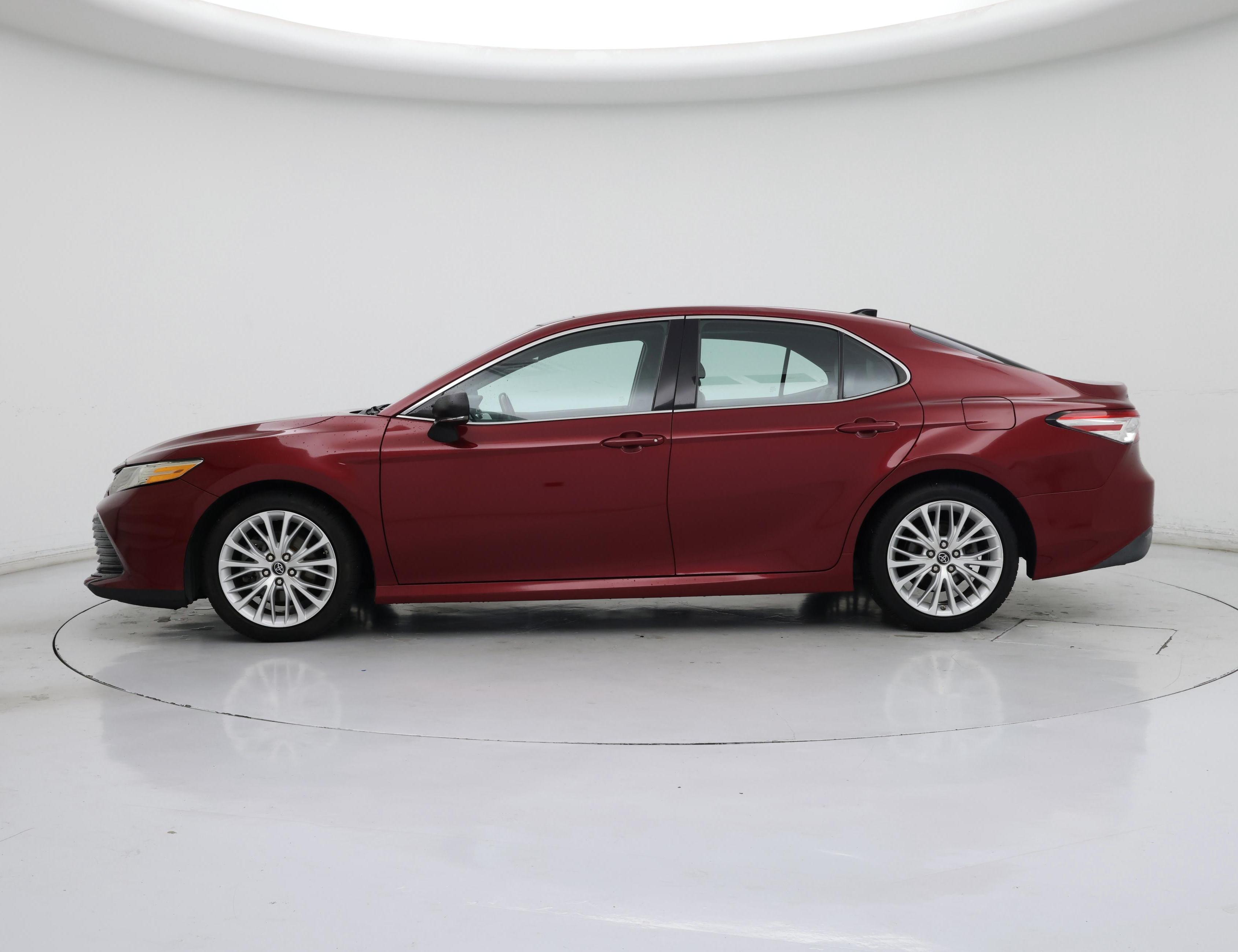 Thumbnail: 2019 Toyota Camry - 3