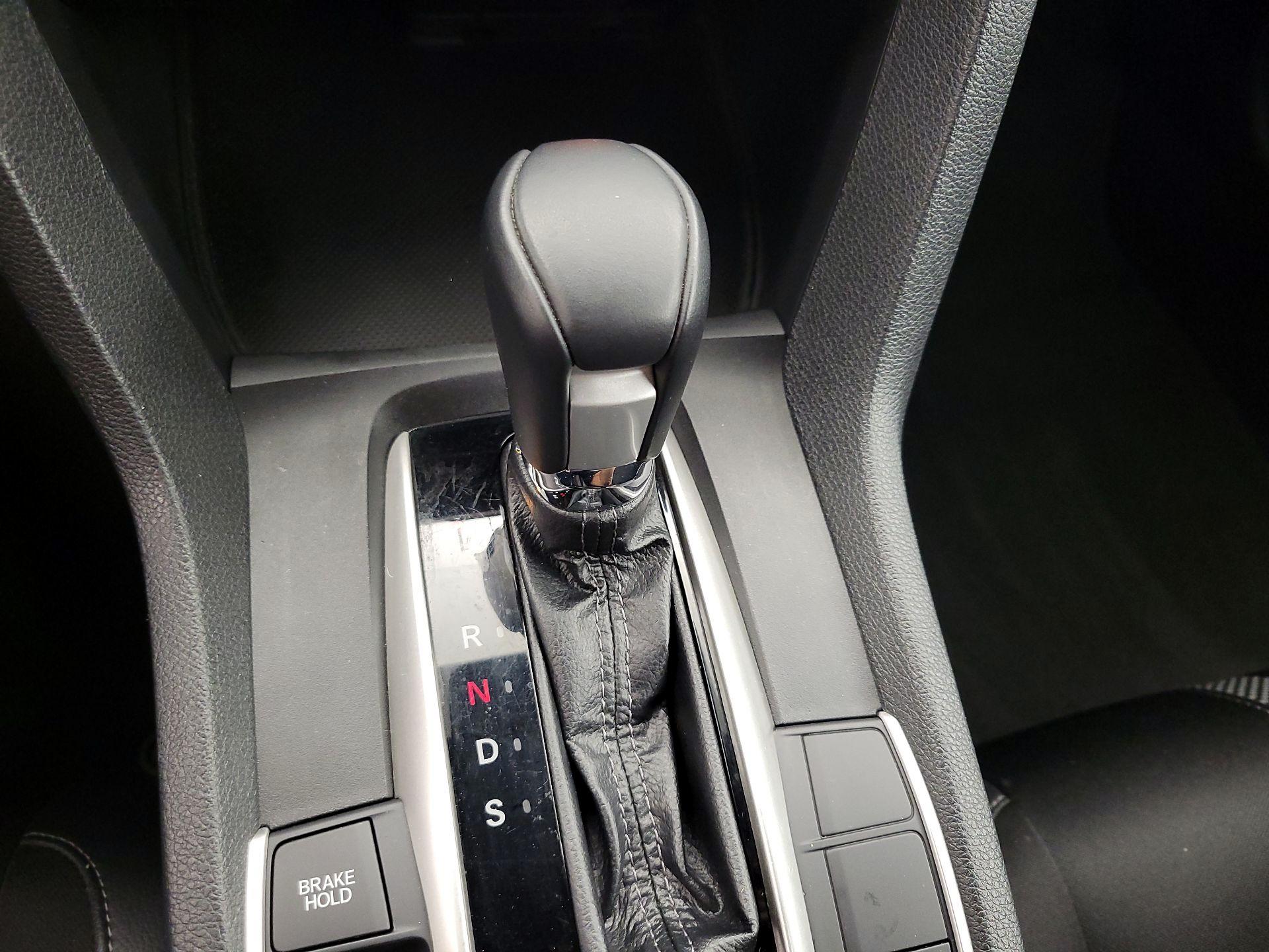 Thumbnail: 2019 Honda Civic - 17