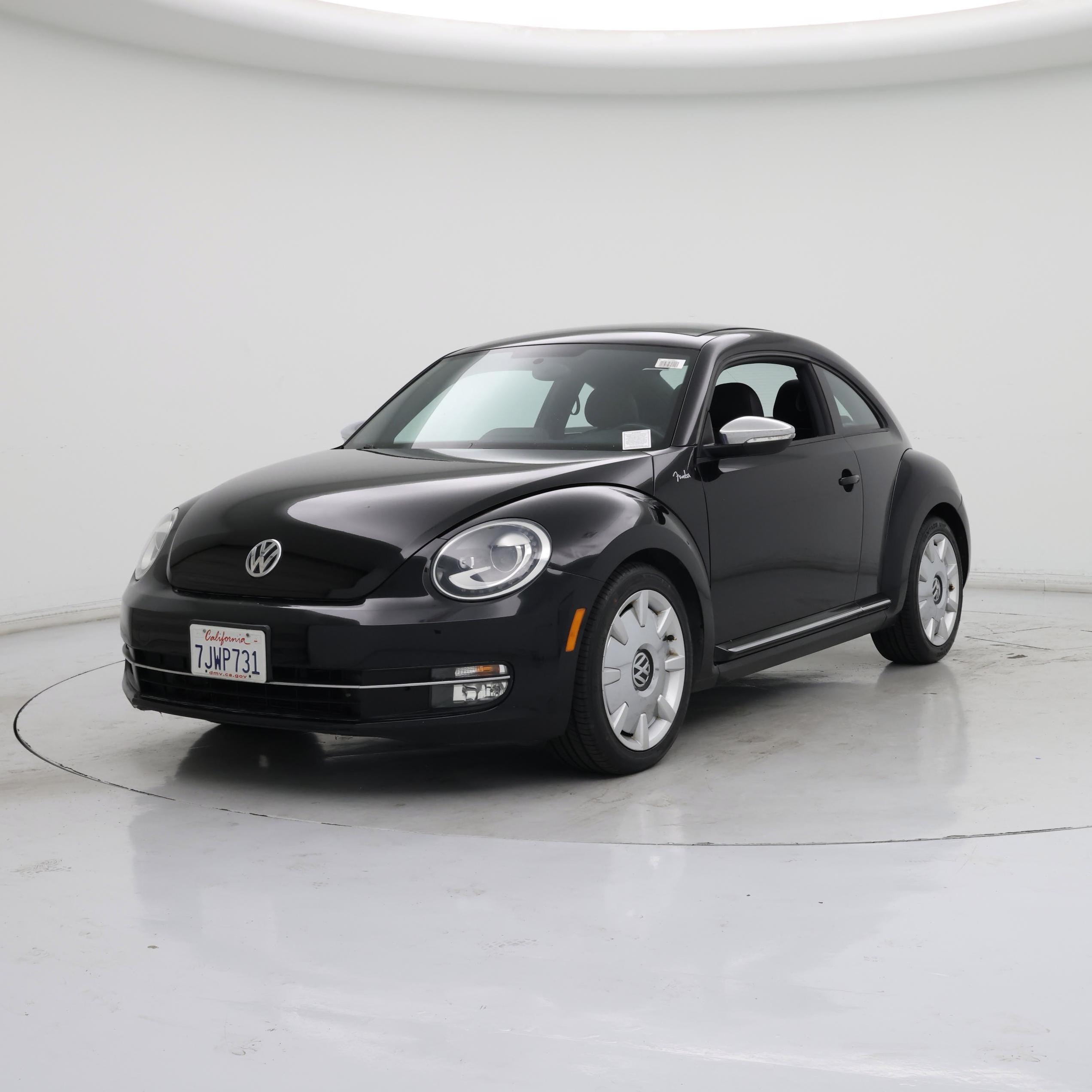 Thumbnail: 2013 Volkswagen Beetle - 4