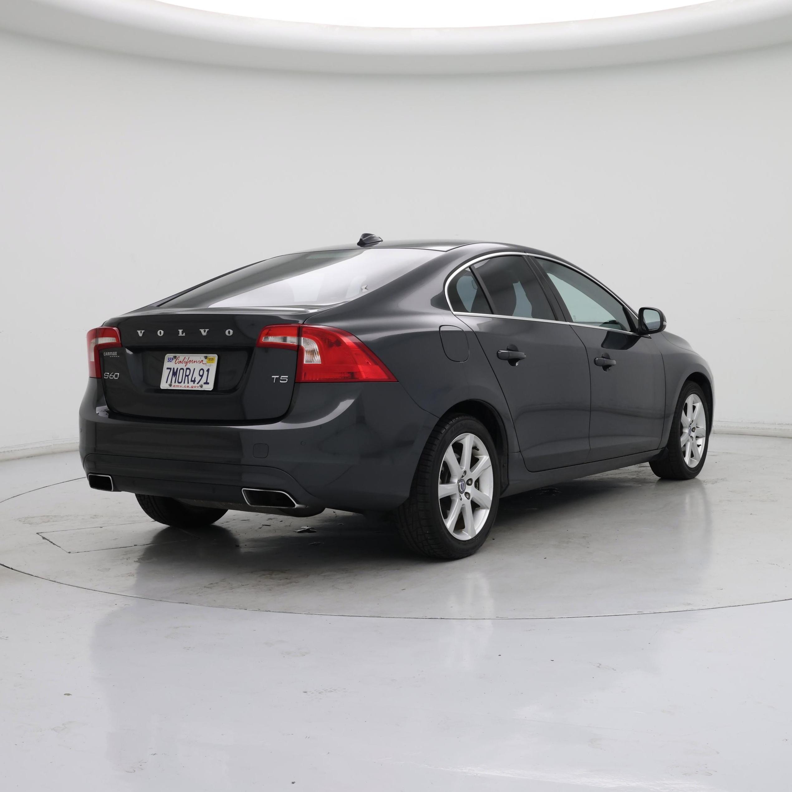 Thumbnail: 2016 Volvo S60 - 8