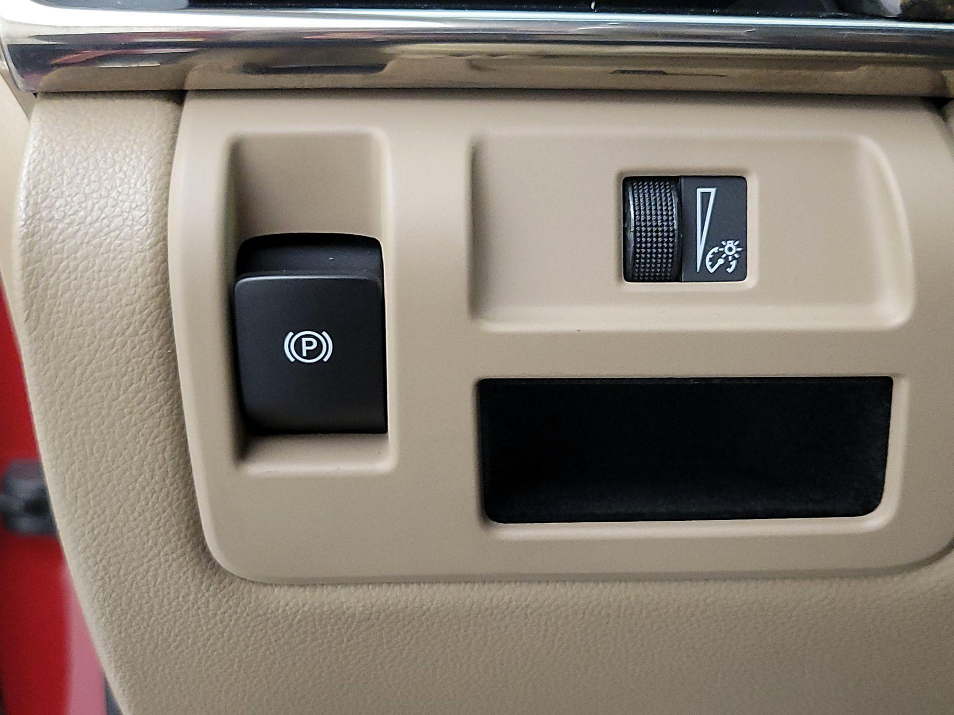 Thumbnail: 2016 Cadillac CTS - 13