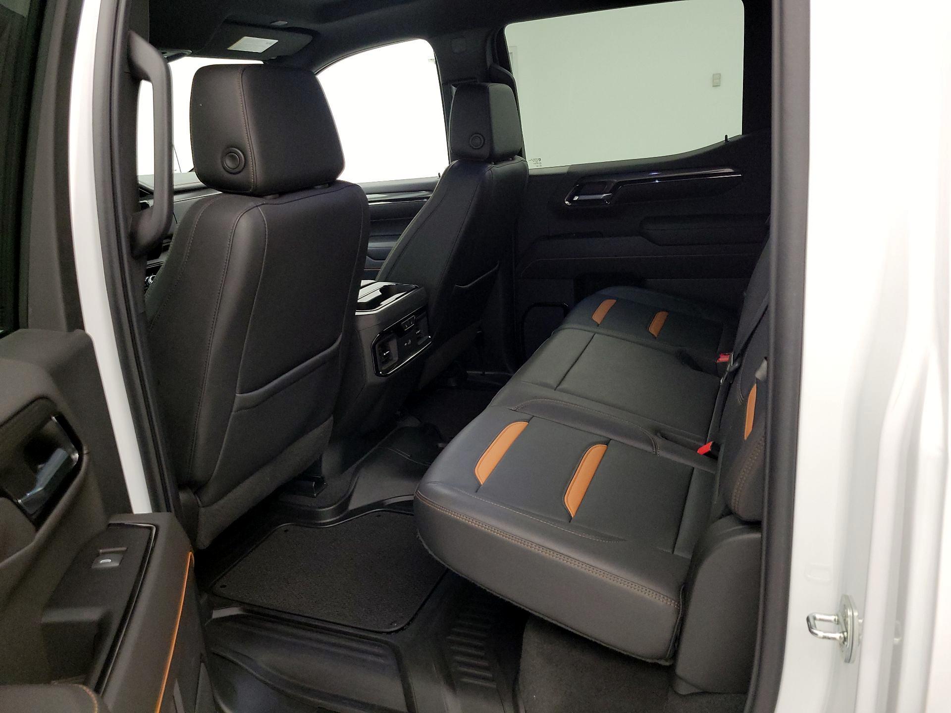 Thumbnail: 2022 GMC Sierra 1500 - 18