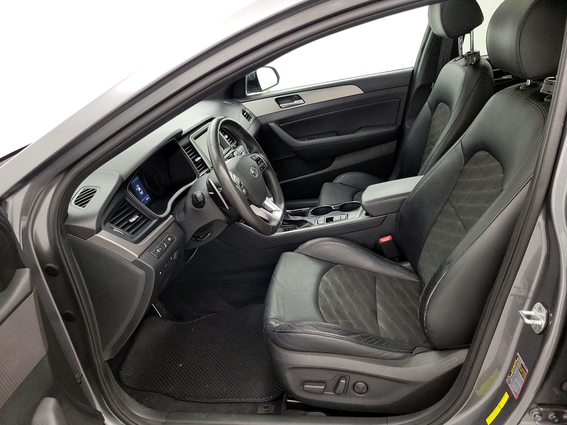 Thumbnail: 2019 Hyundai Sonata - 11