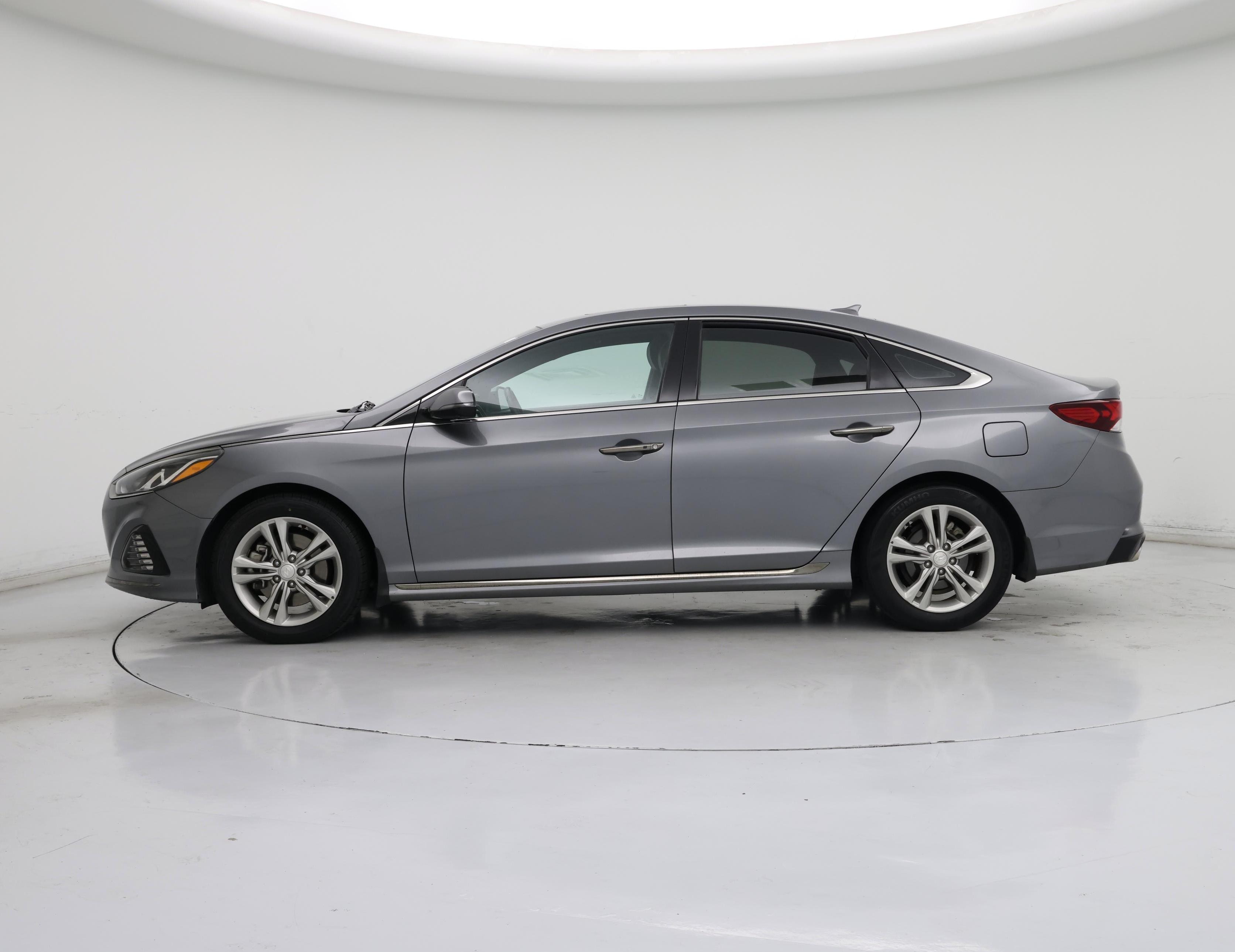 Thumbnail: 2019 Hyundai Sonata - 3