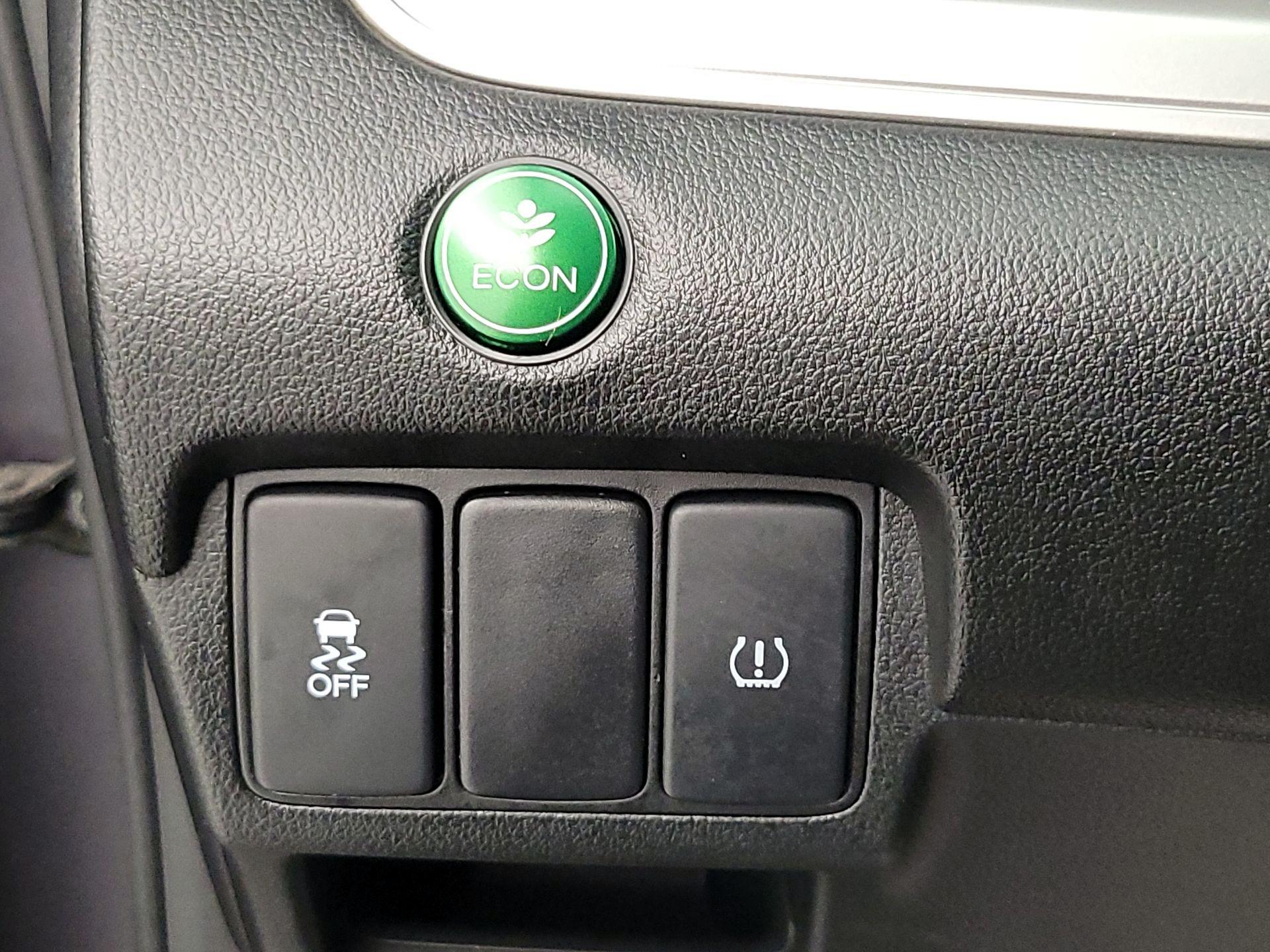 Thumbnail: 2016 Honda CR-V - 13