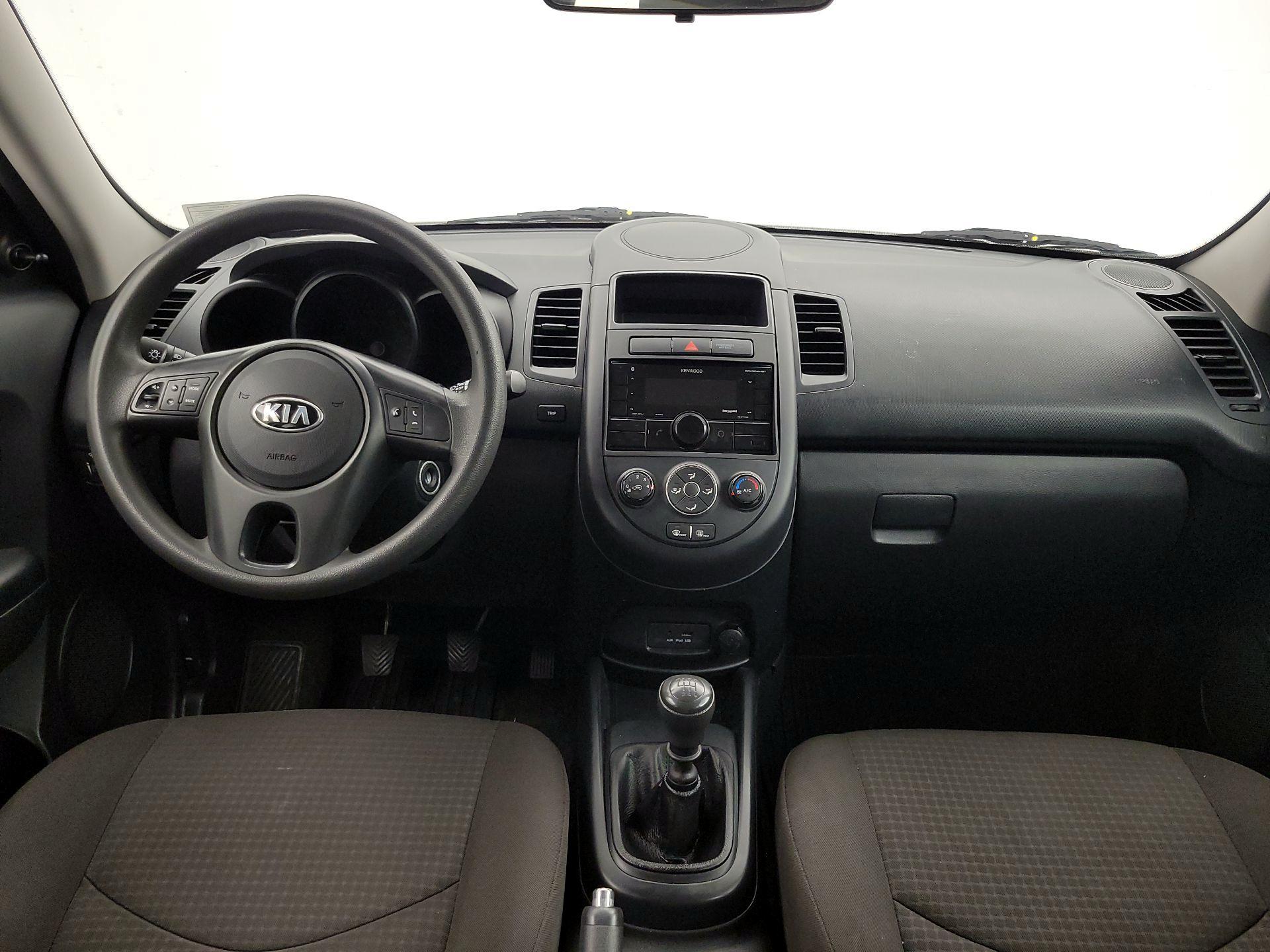 Thumbnail: 2013 Kia Soul - 9