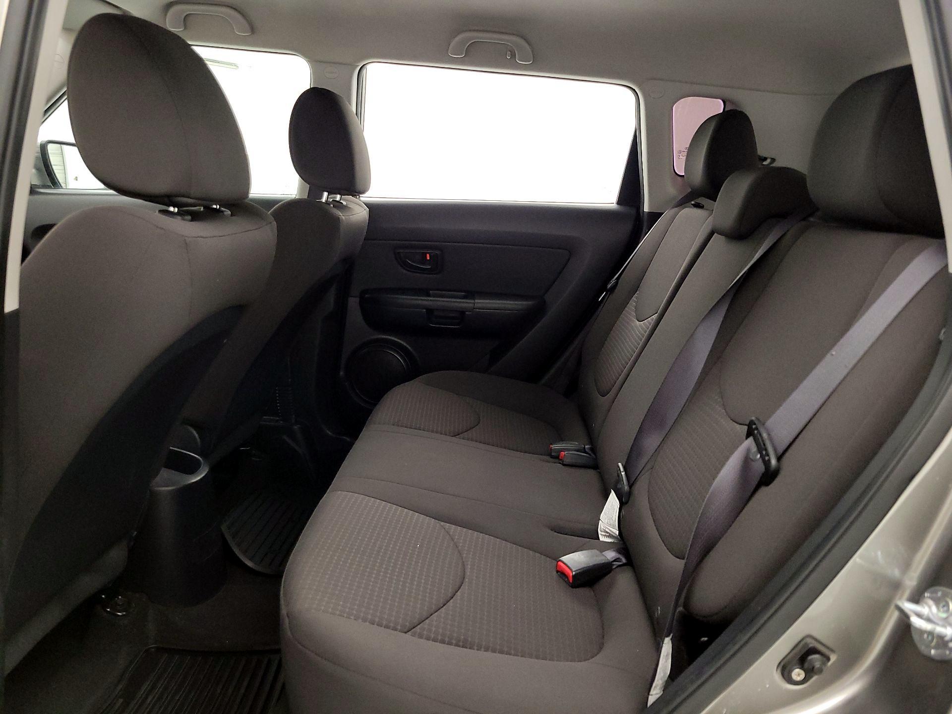 Thumbnail: 2013 Kia Soul - 18