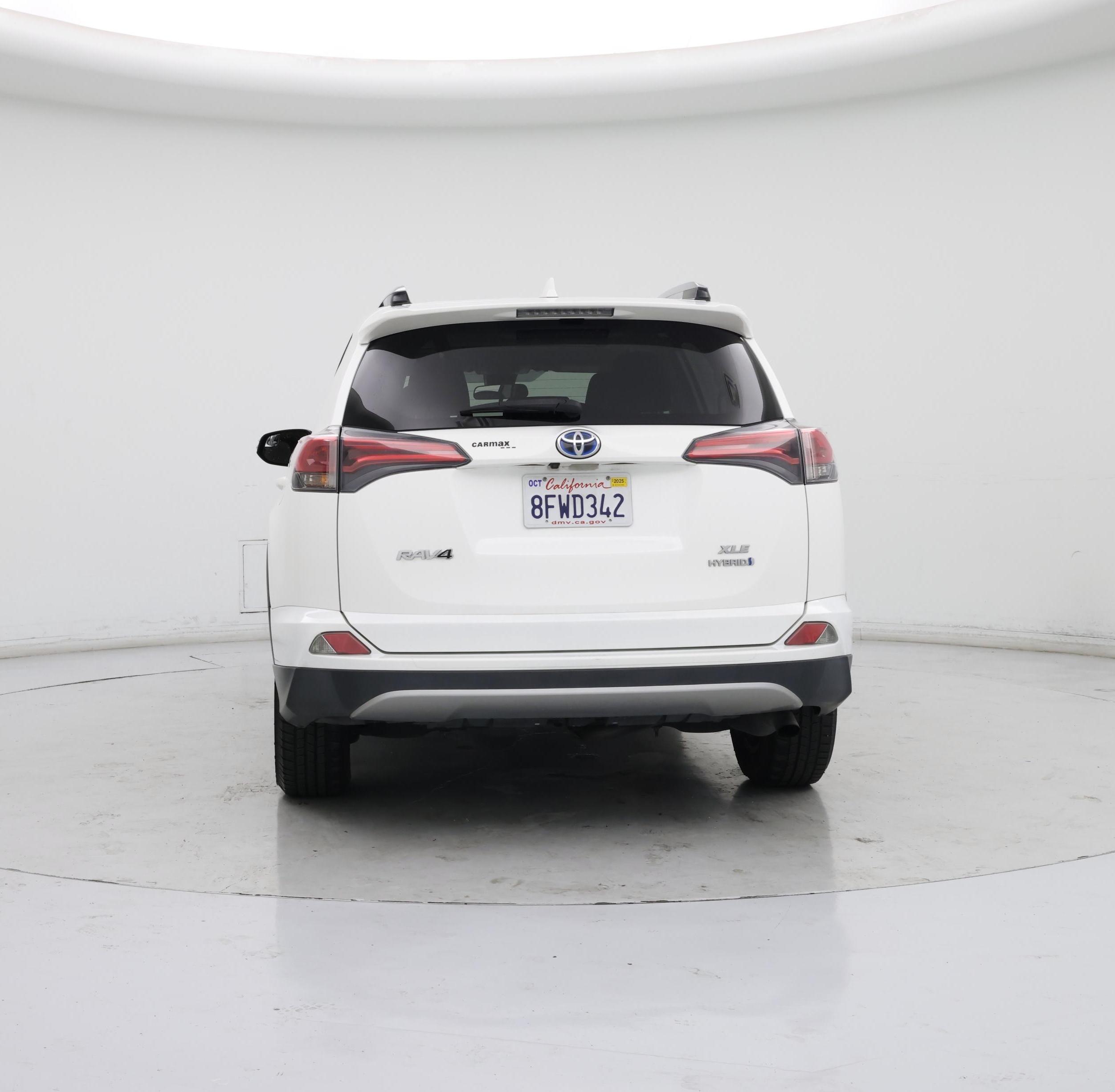 Thumbnail: 2018 Toyota RAV4 - 6