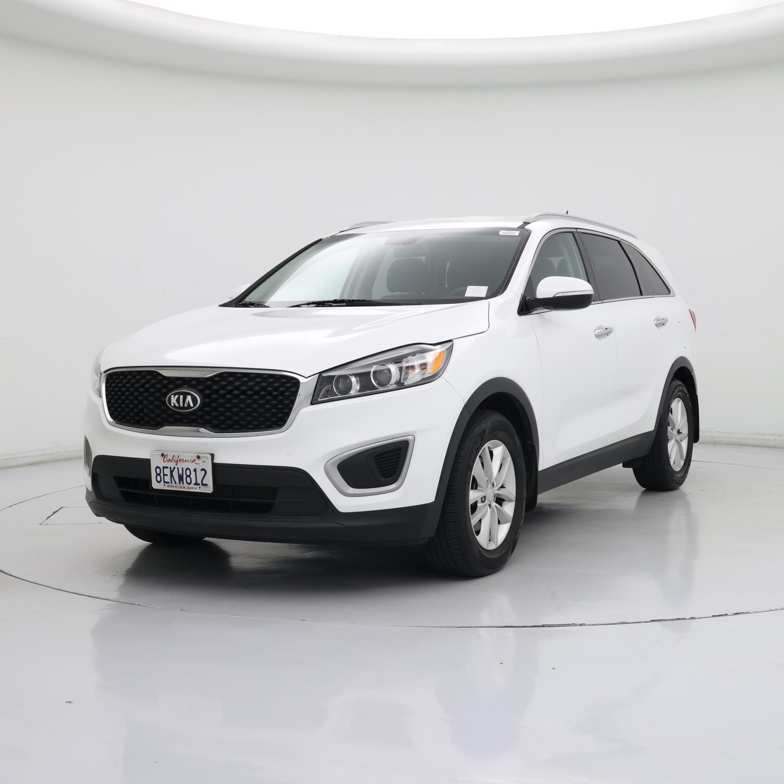 Thumbnail: 2018 Kia Sorento - 4
