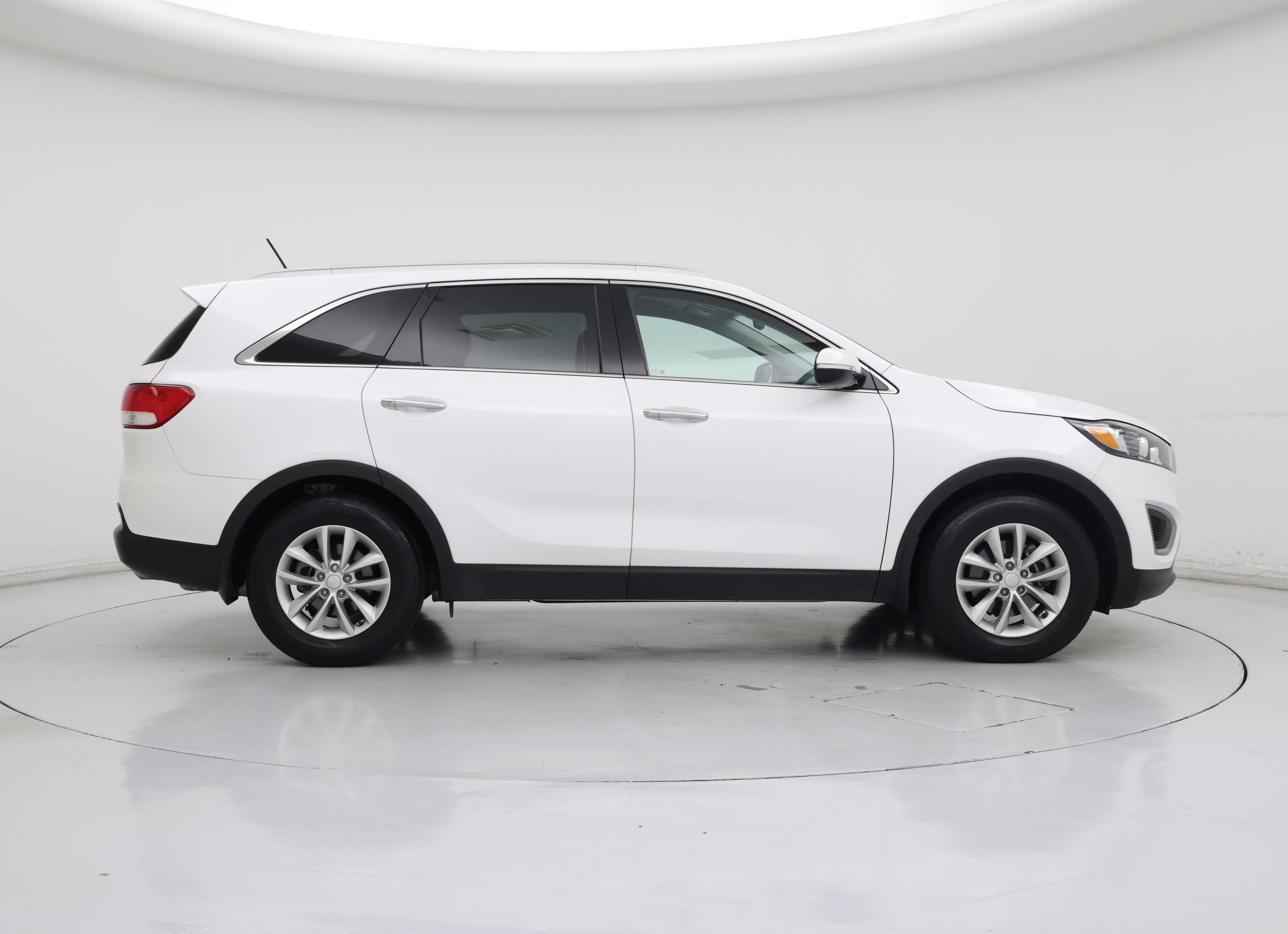 Thumbnail: 2018 Kia Sorento - 7