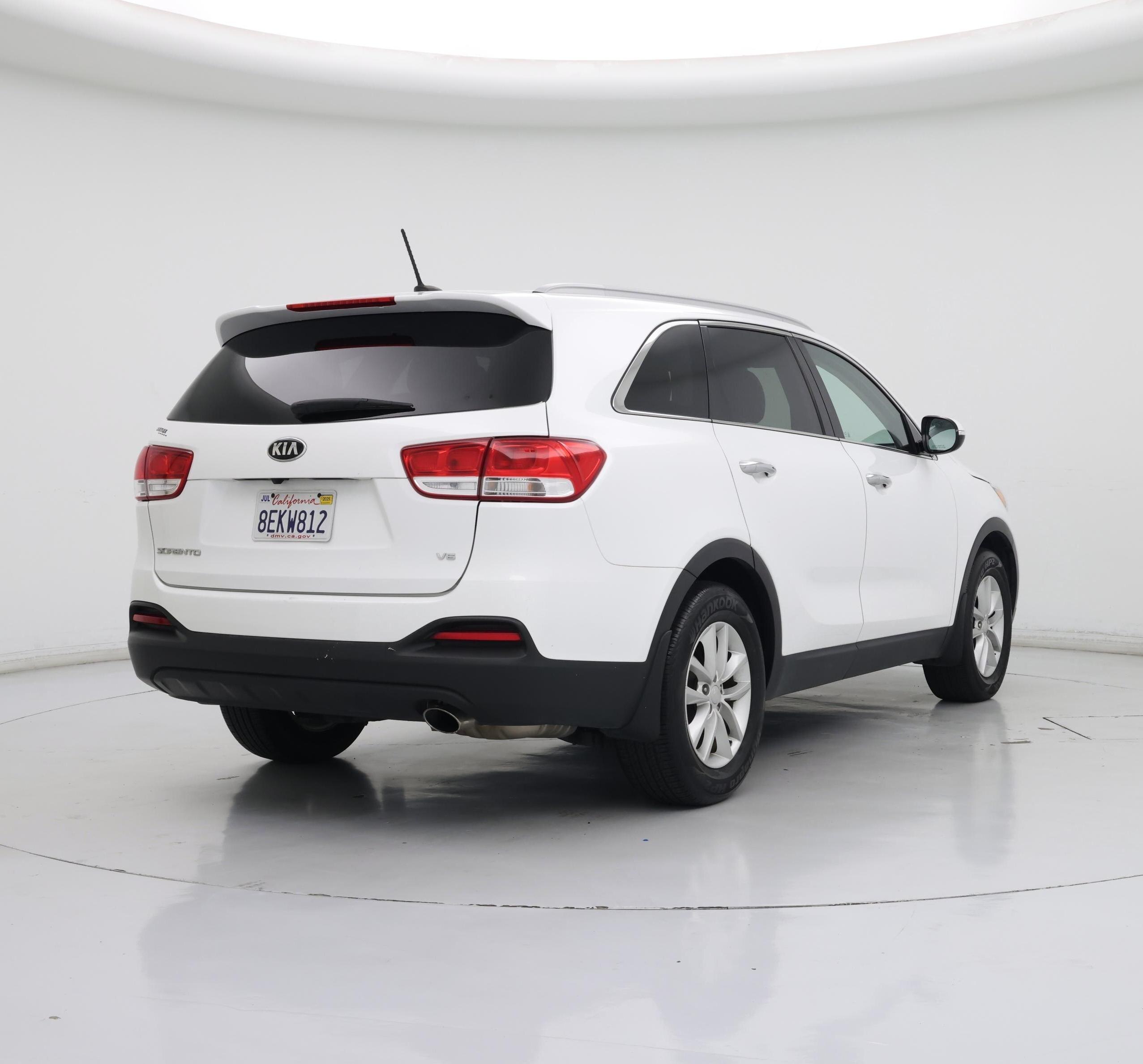 Thumbnail: 2018 Kia Sorento - 8