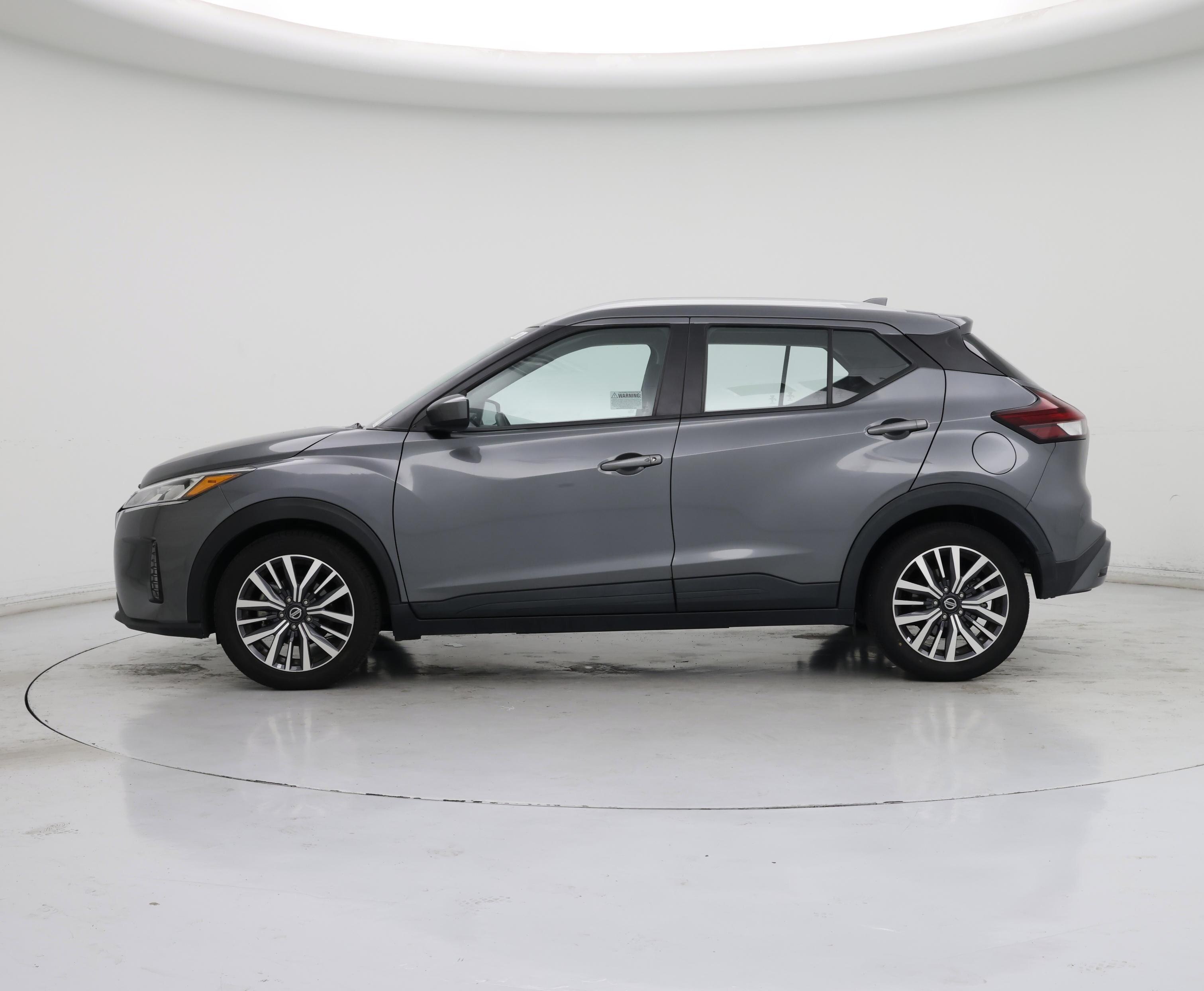 Thumbnail: 2021 Nissan Kicks - 3