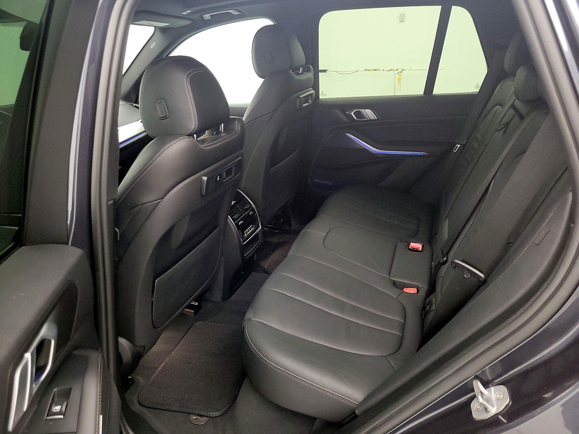Thumbnail: 2019 BMW X5 - 19