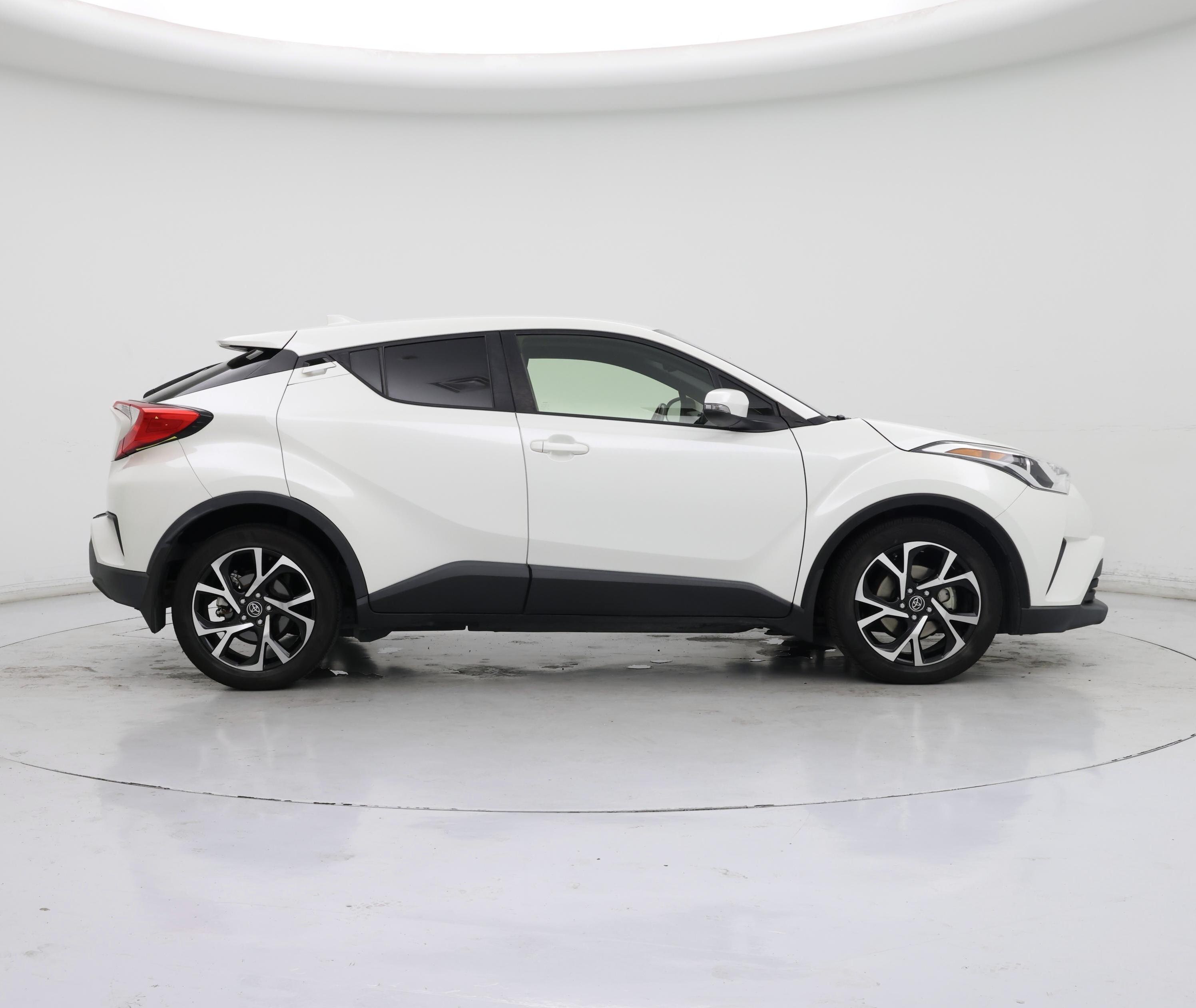 Thumbnail: 2018 Toyota C-HR - 7
