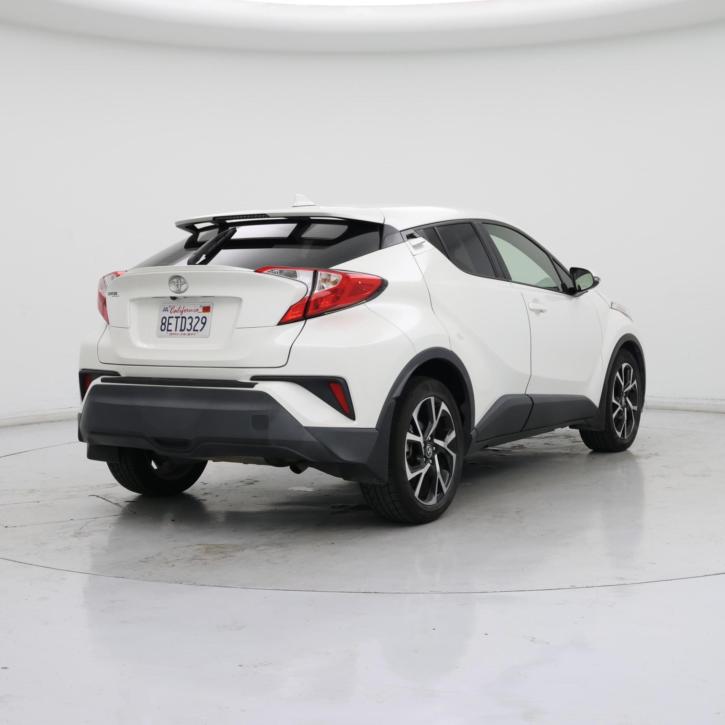 Thumbnail: 2018 Toyota C-HR - 8