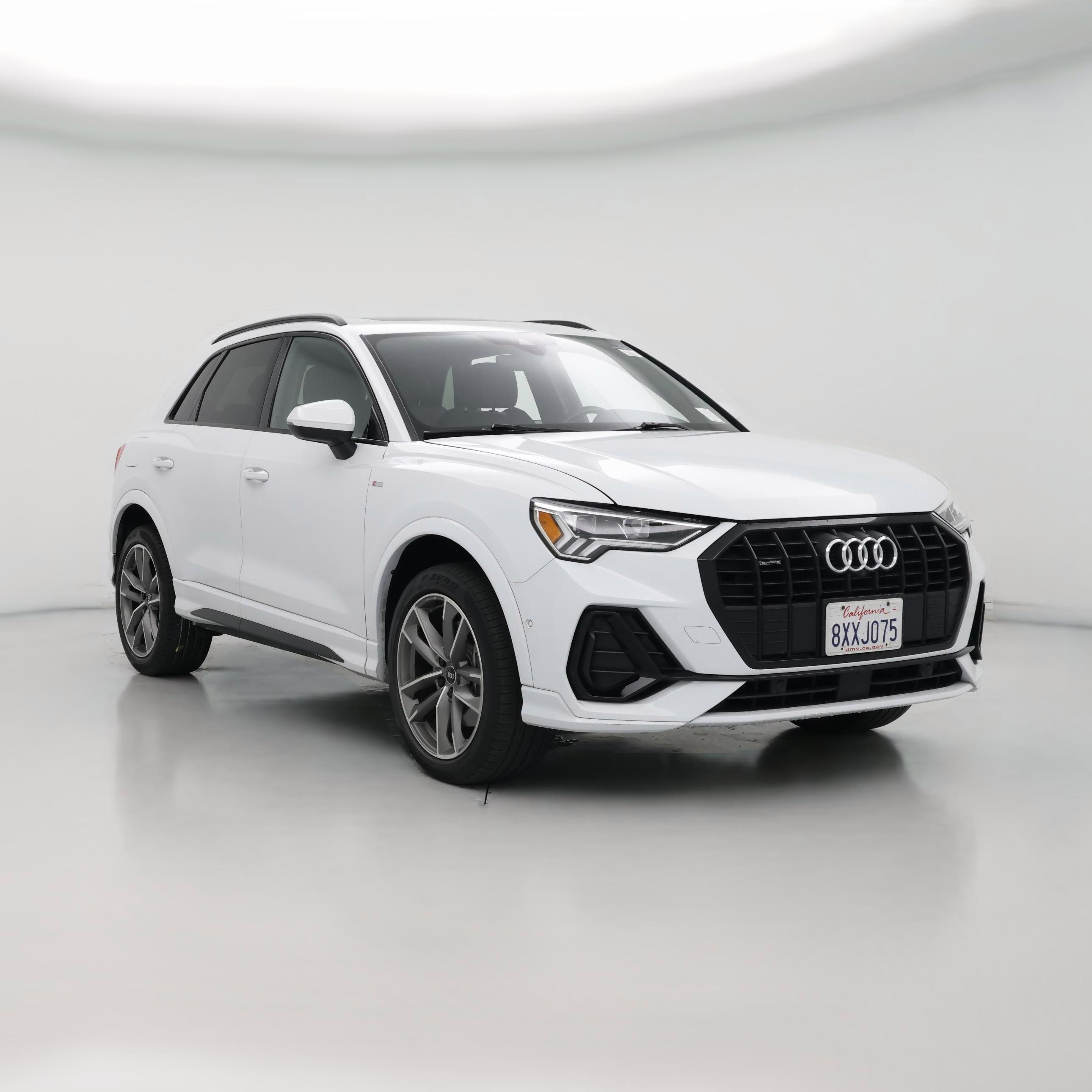 Thumbnail: 2021 Audi Q3 - 1