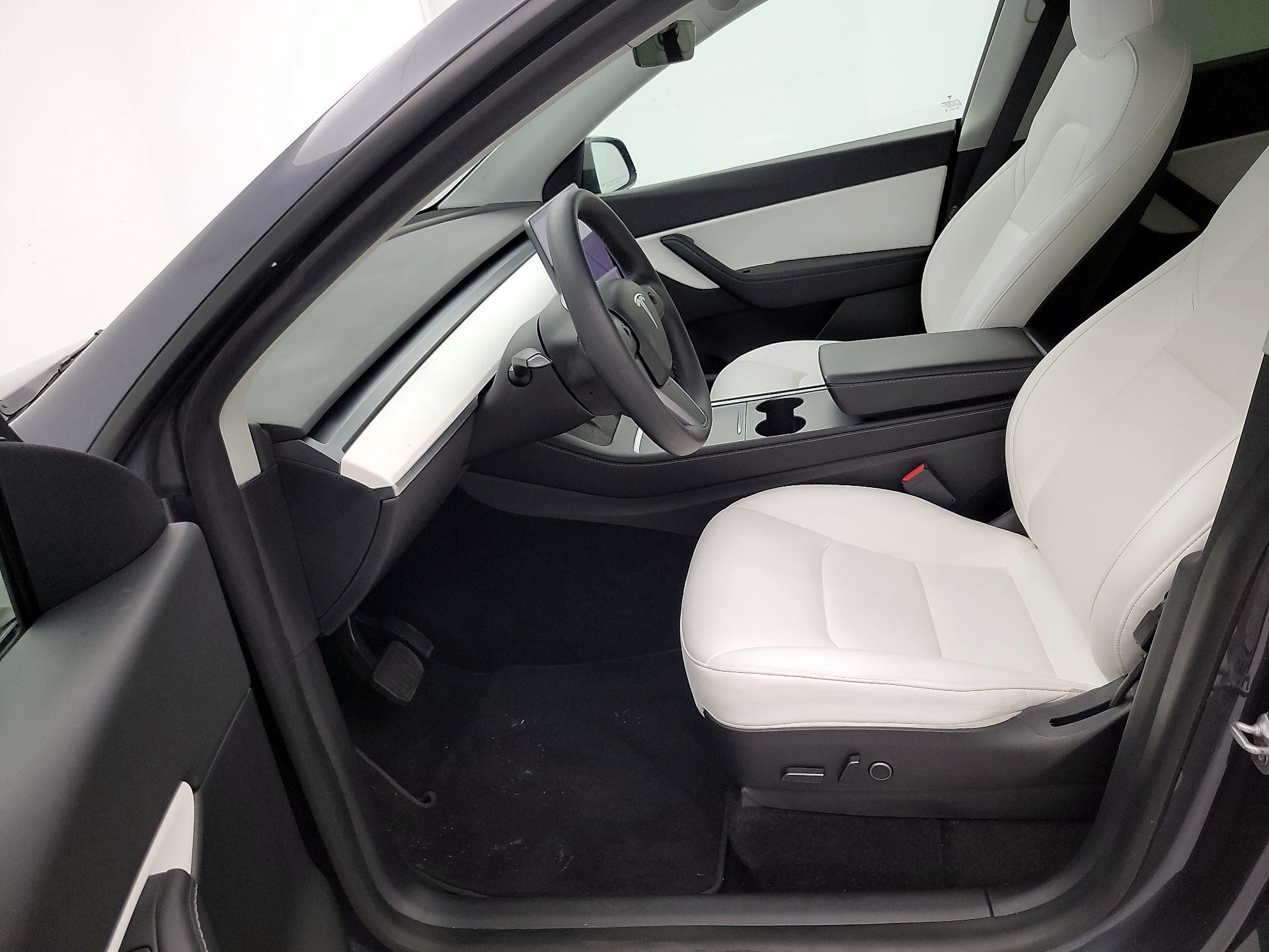 Thumbnail: 2021 Tesla Model Y - 11