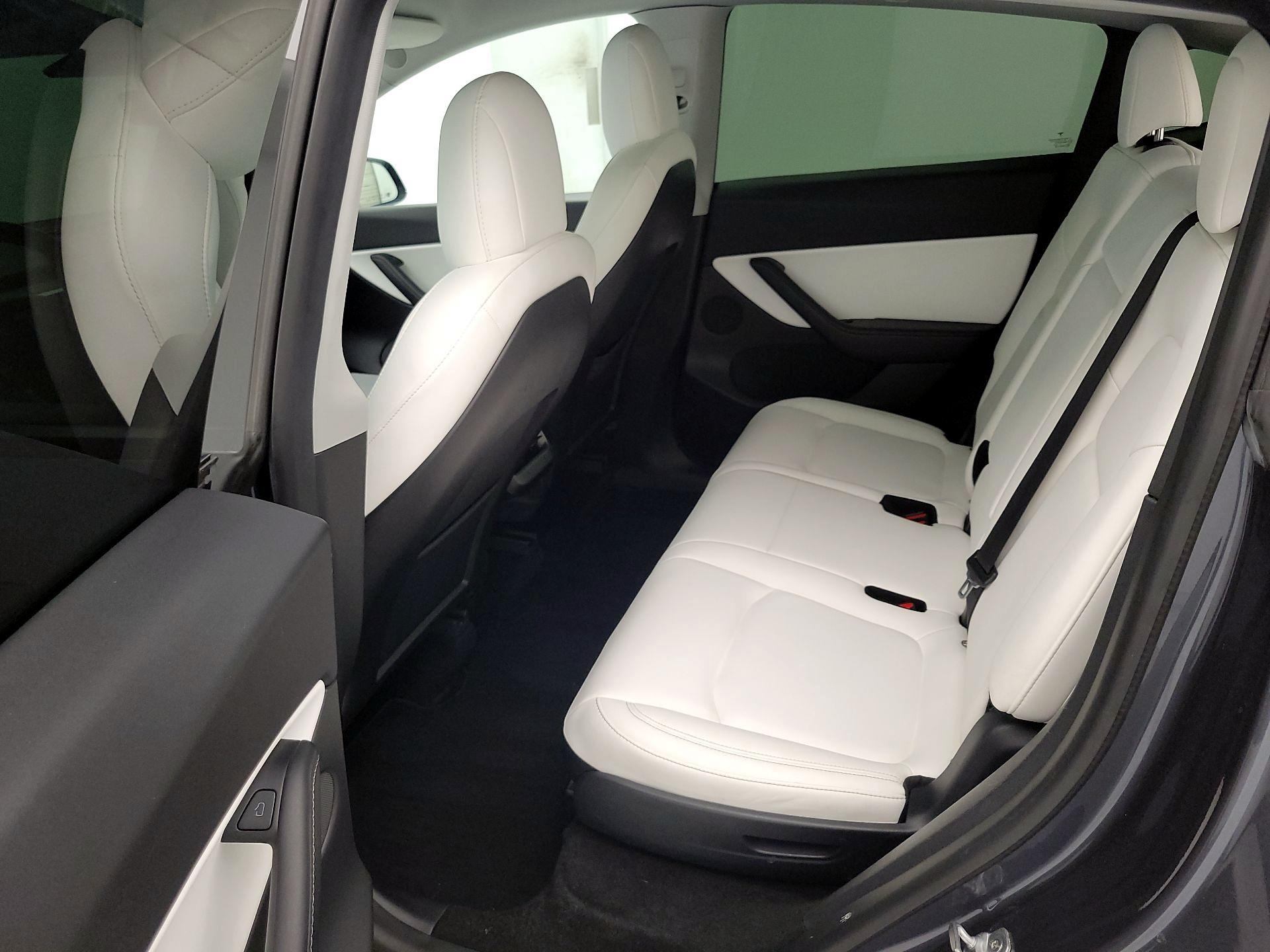 Thumbnail: 2021 Tesla Model Y - 19