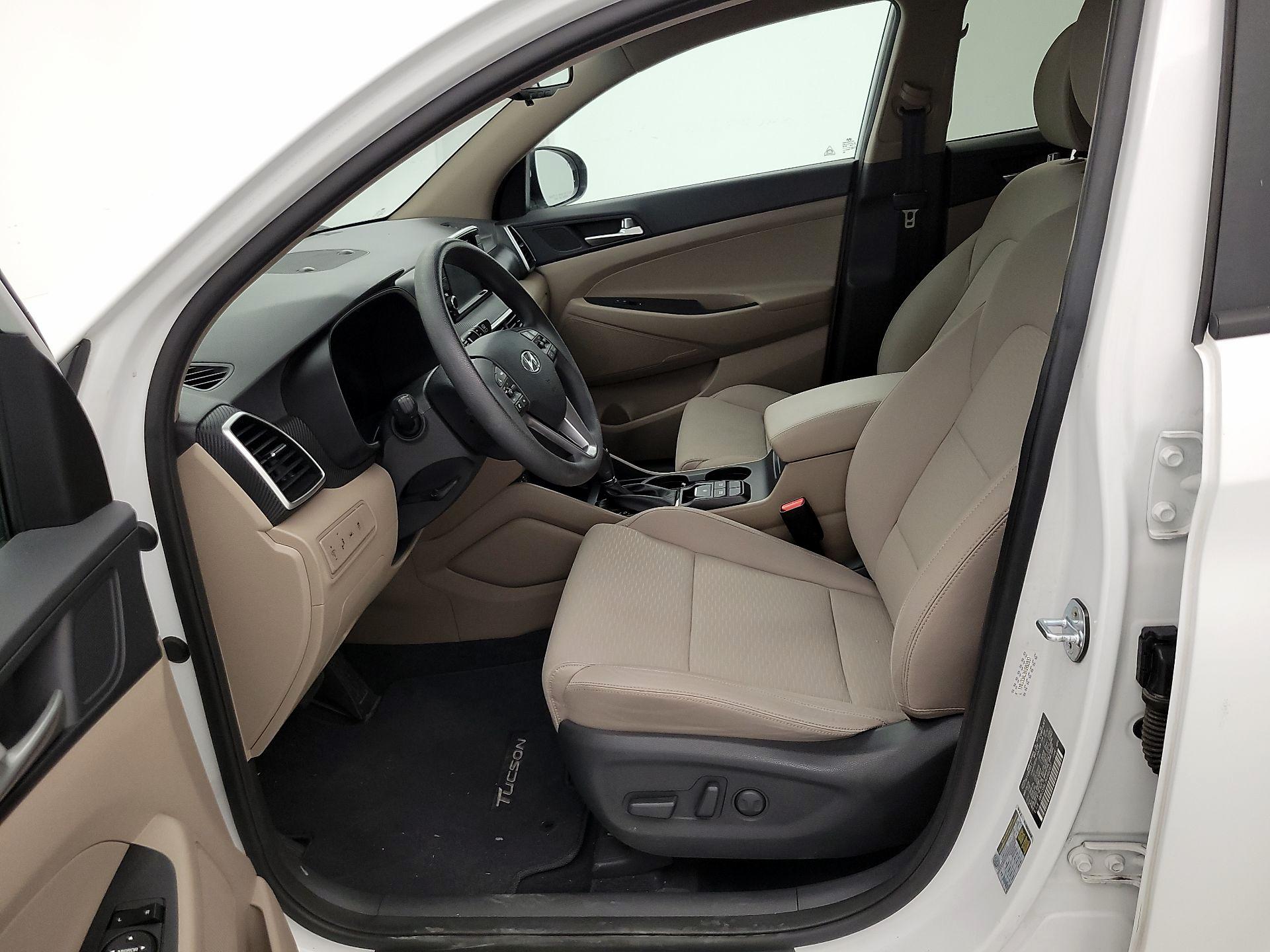Thumbnail: 2019 Hyundai Tucson - 11