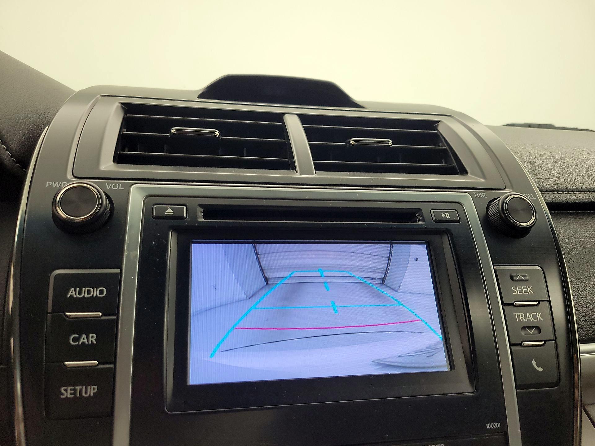 Thumbnail: 2014 Toyota Camry - 14