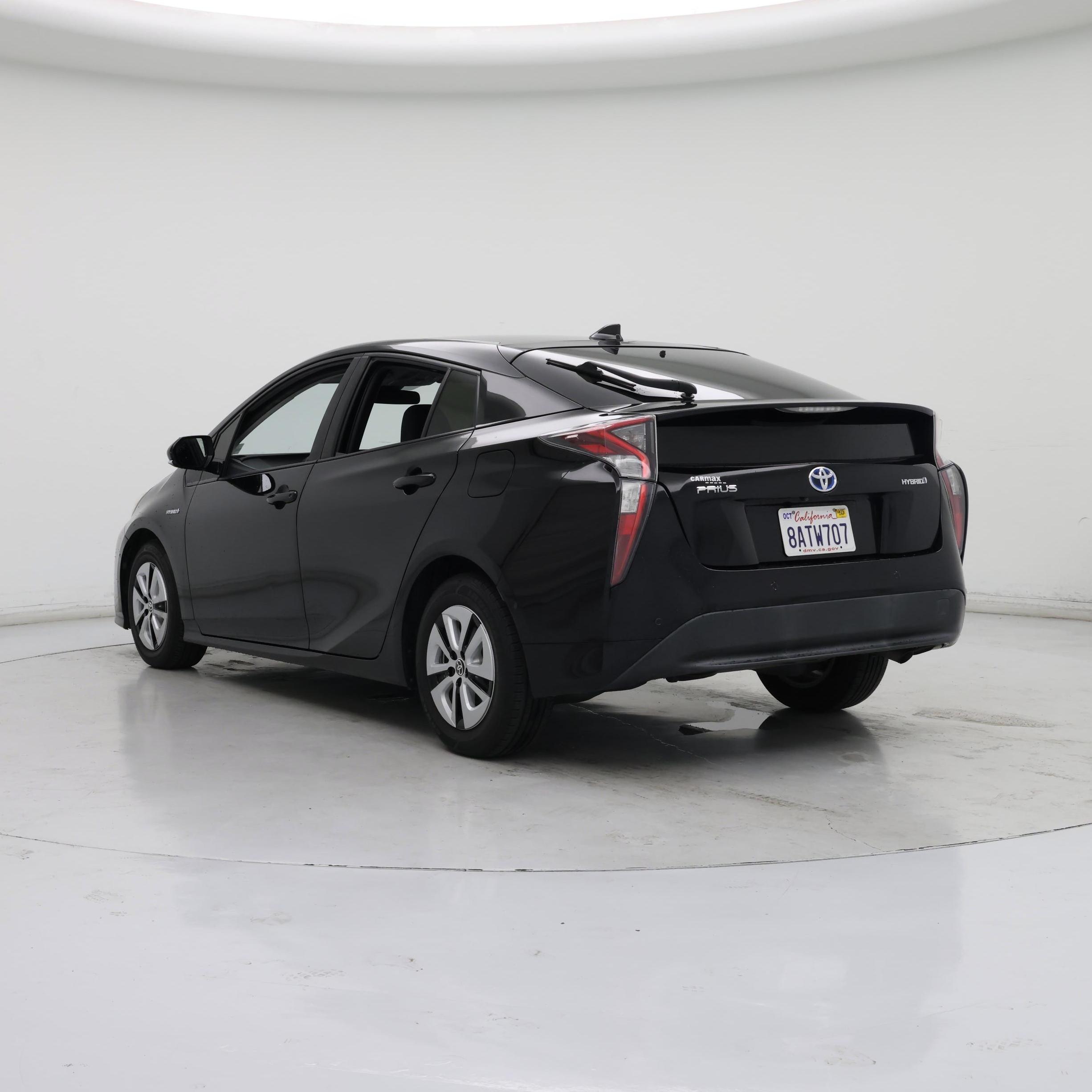Thumbnail: 2017 Toyota Prius - 2