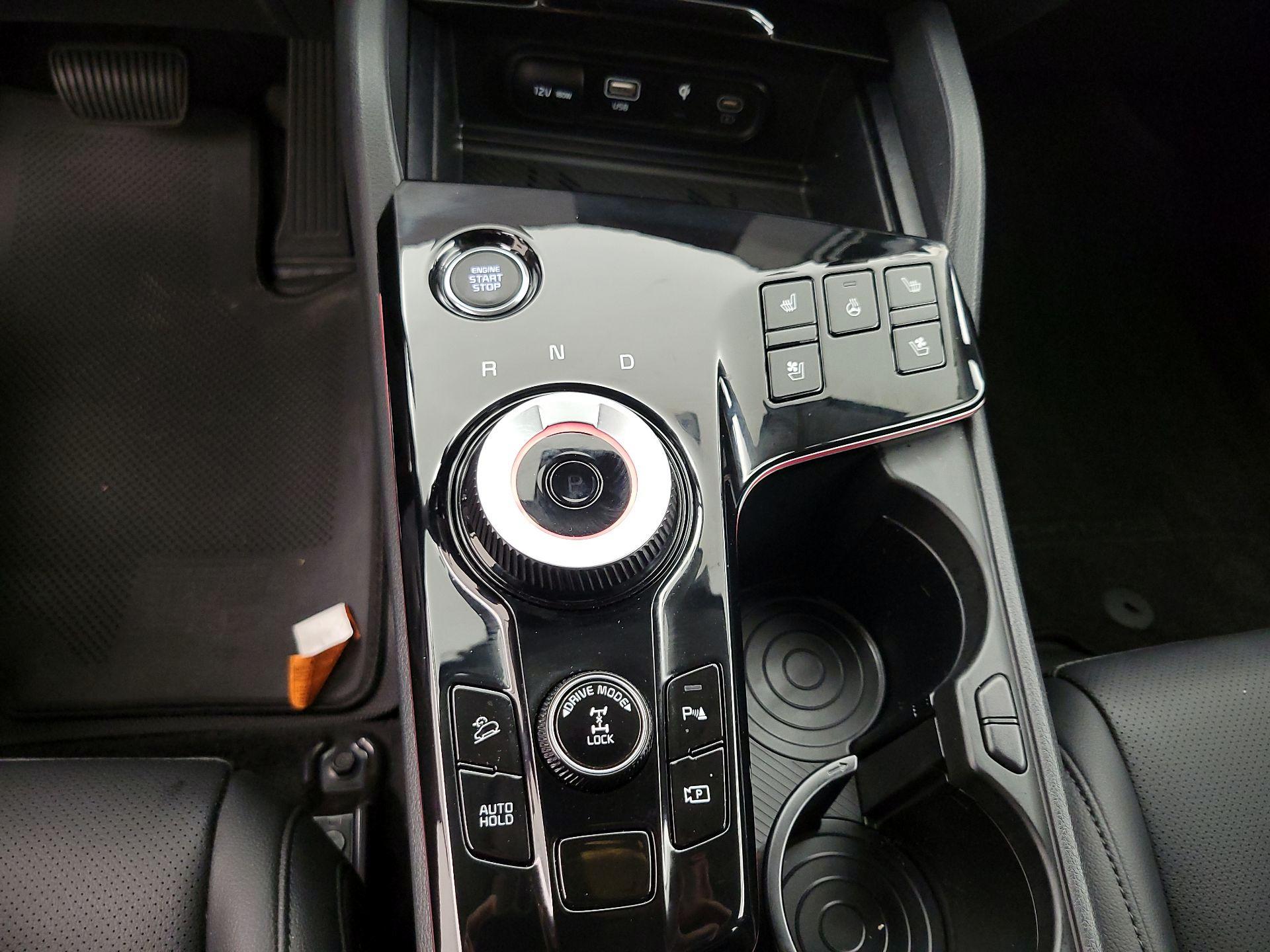 Thumbnail: 2025 Kia Sportage - 18