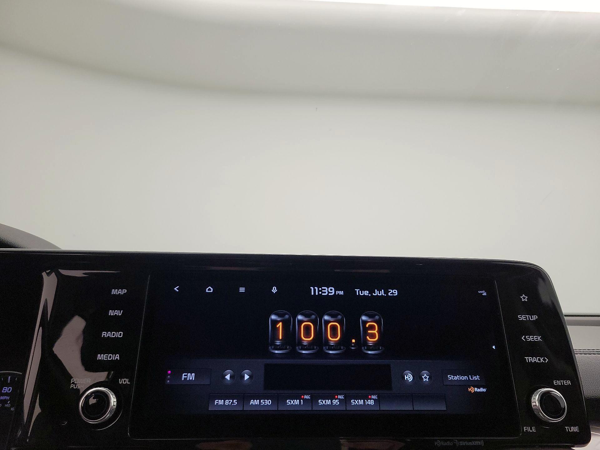 Thumbnail: 2022 Kia Sorento - 16