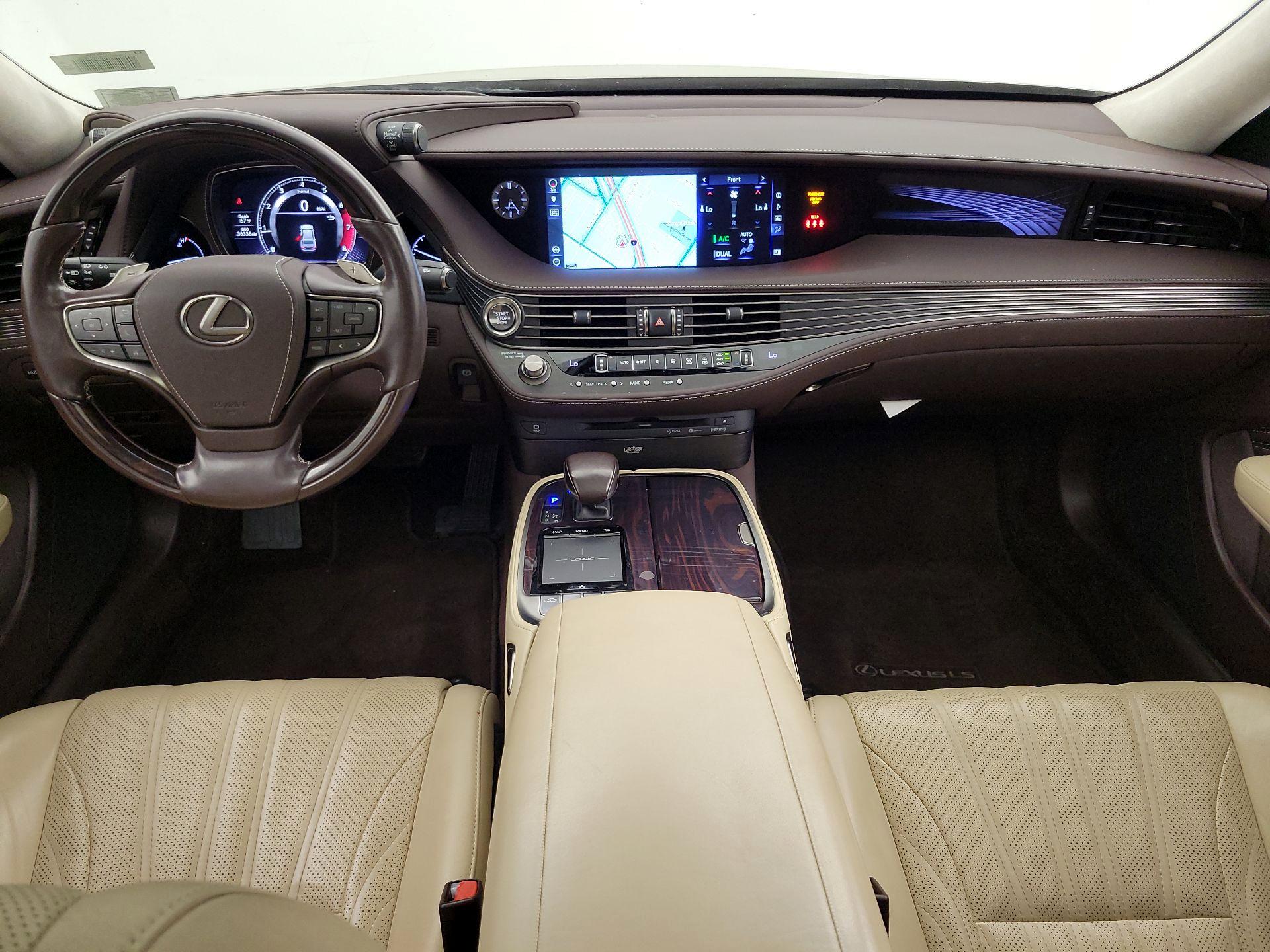 Thumbnail: 2020 Lexus LS - 9