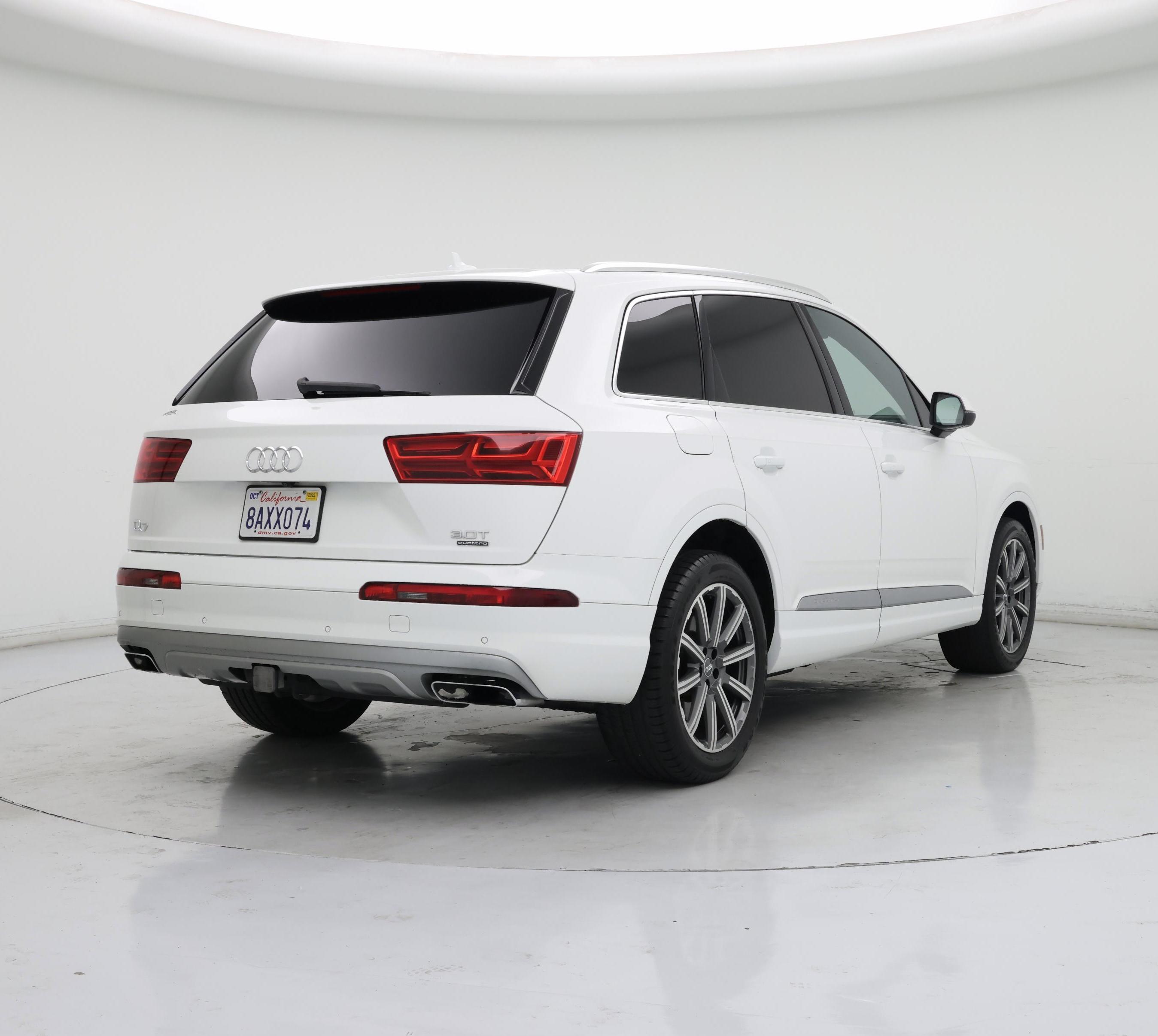 Thumbnail: 2018 Audi Q7 - 8