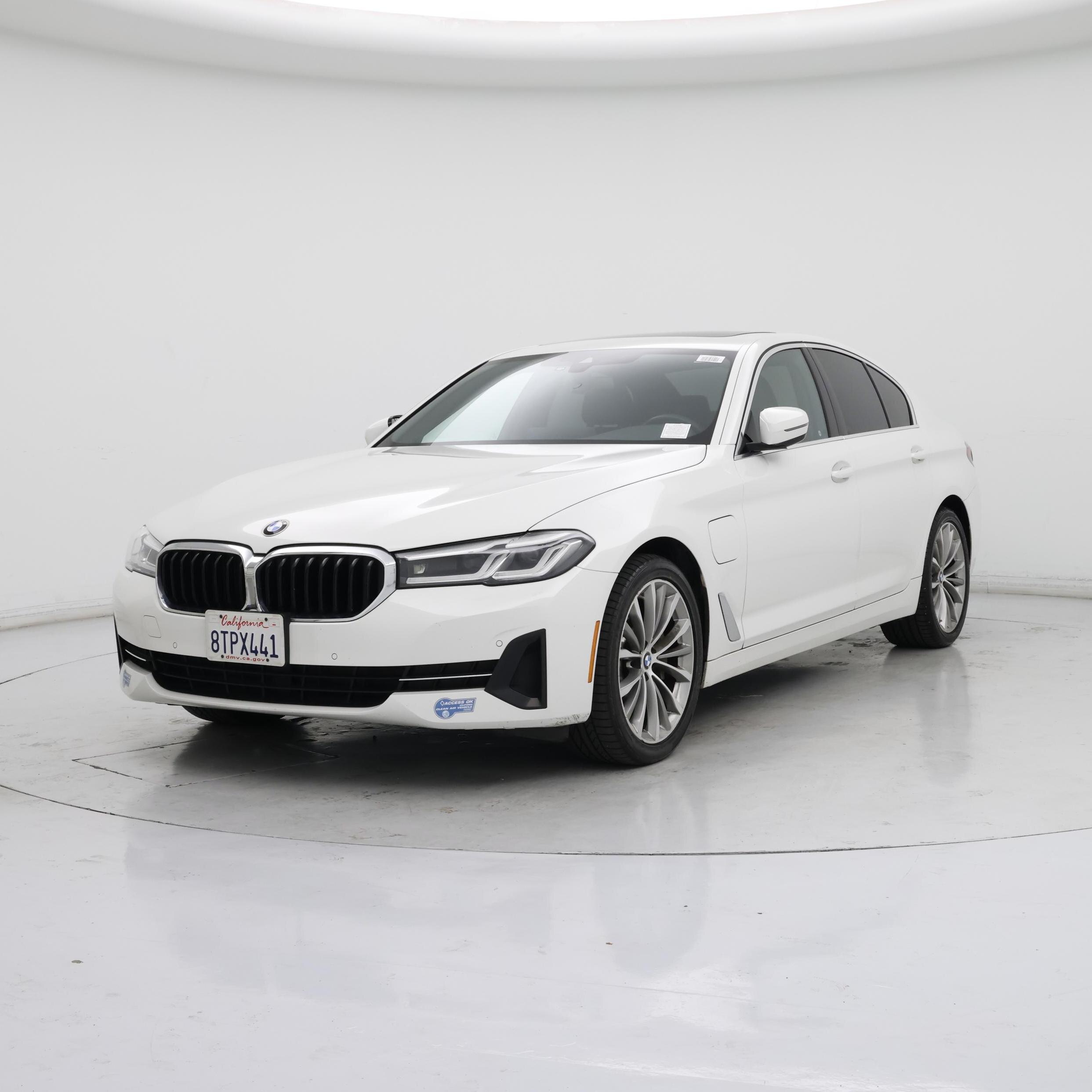 Thumbnail: 2021 BMW 5 Series - 4