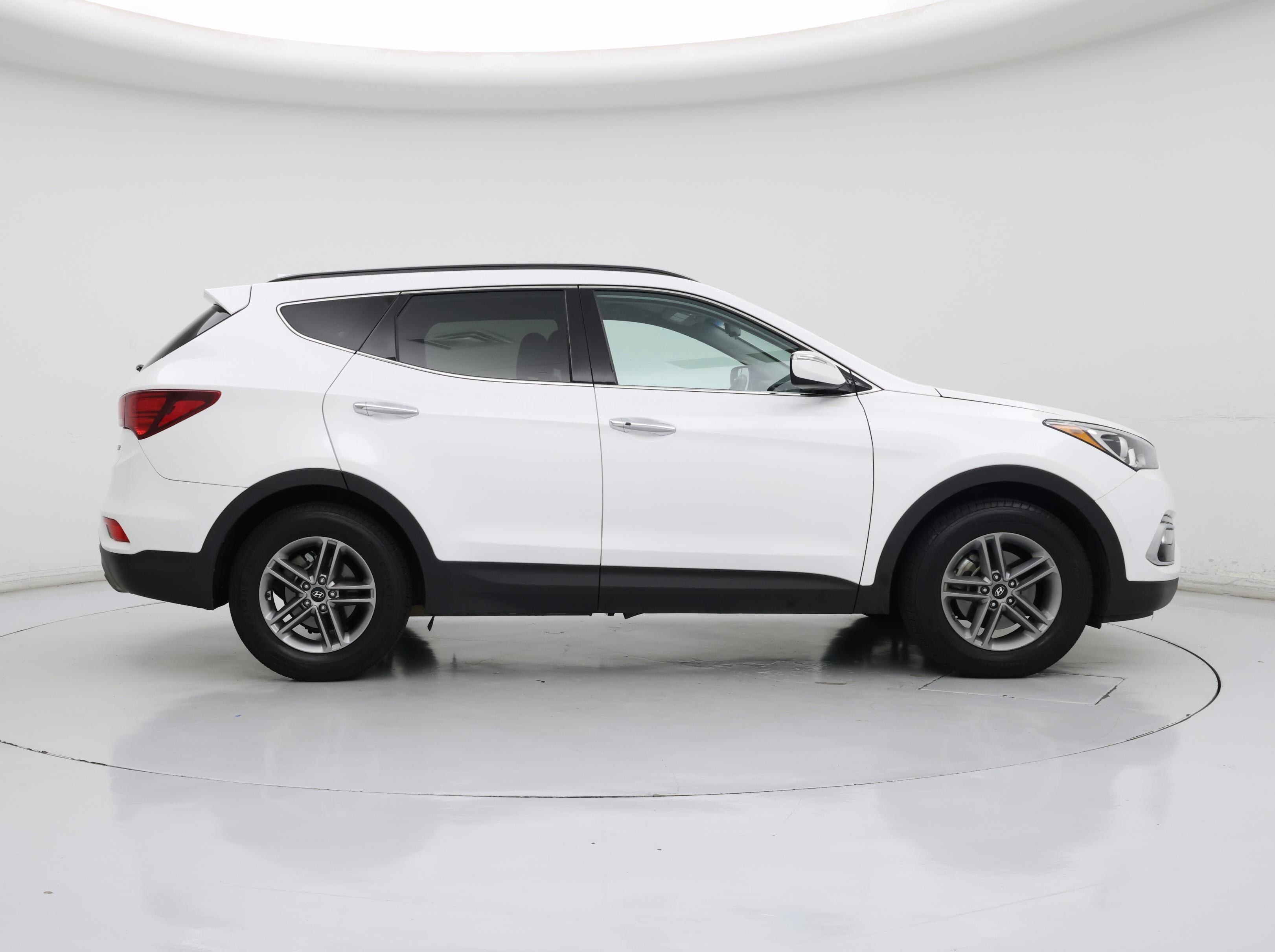 Thumbnail: 2018 Hyundai Santa Fe - 7