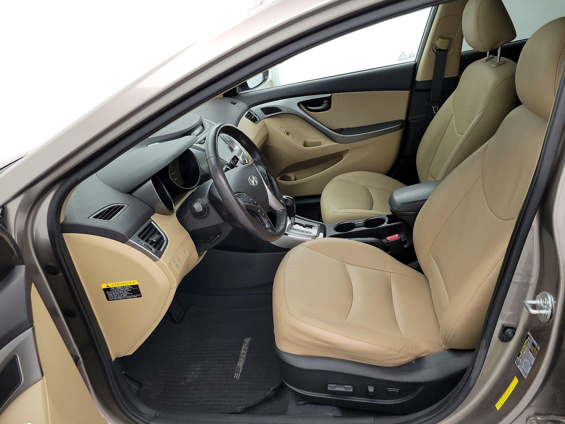 Thumbnail: 2013 Hyundai Elantra - 11