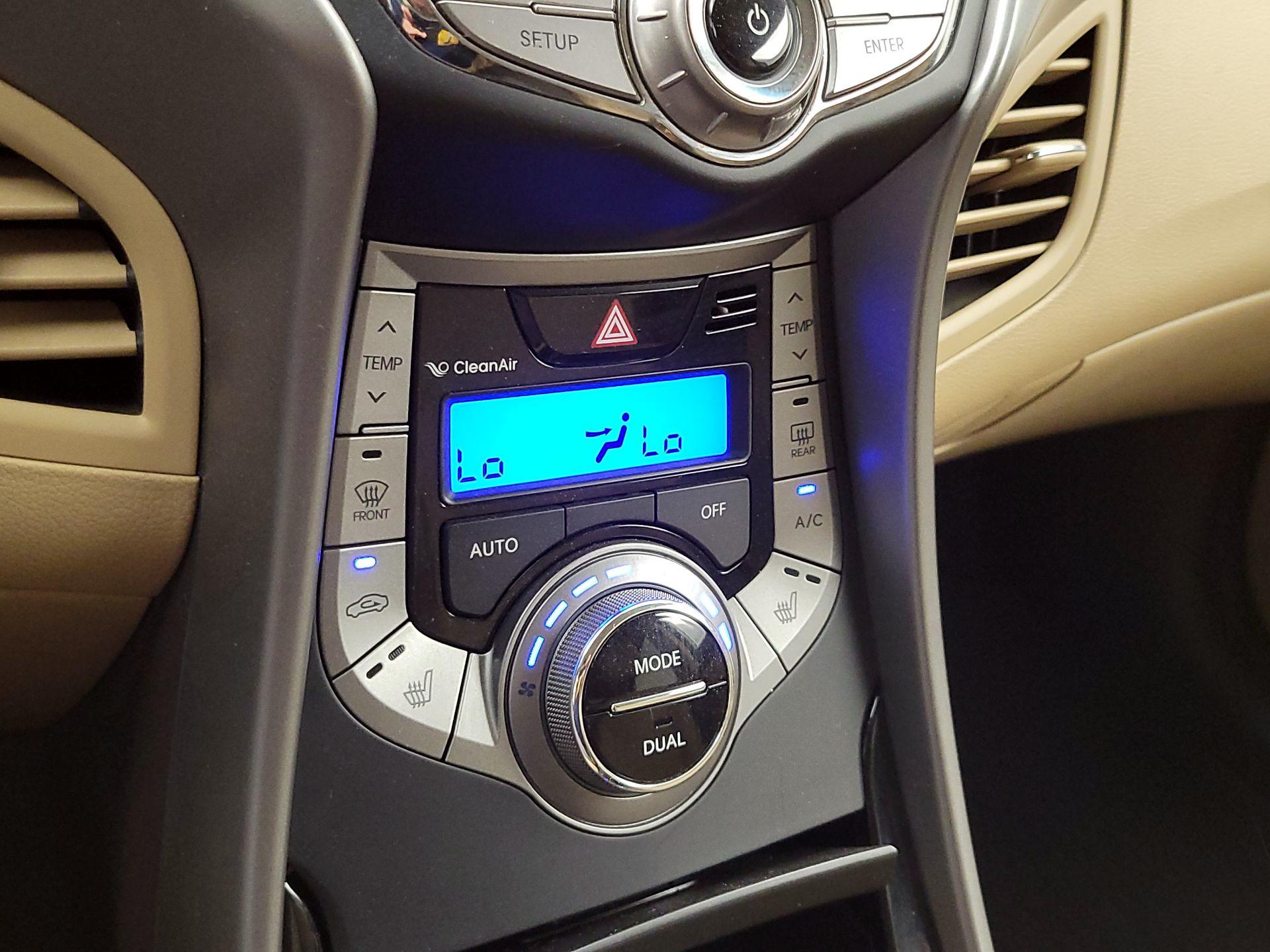 Thumbnail: 2013 Hyundai Elantra - 17