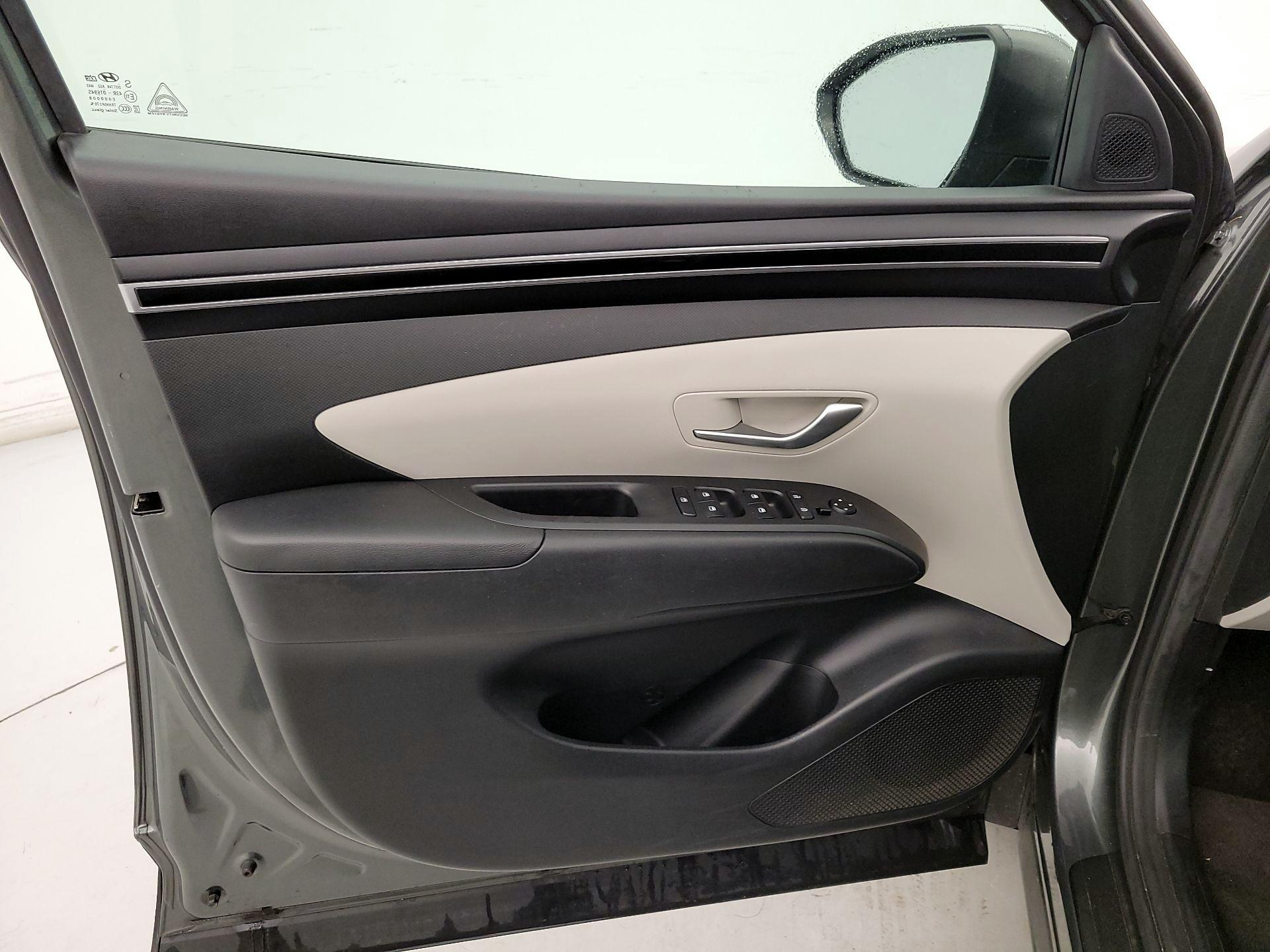 Thumbnail: 2022 Hyundai Tucson - 12