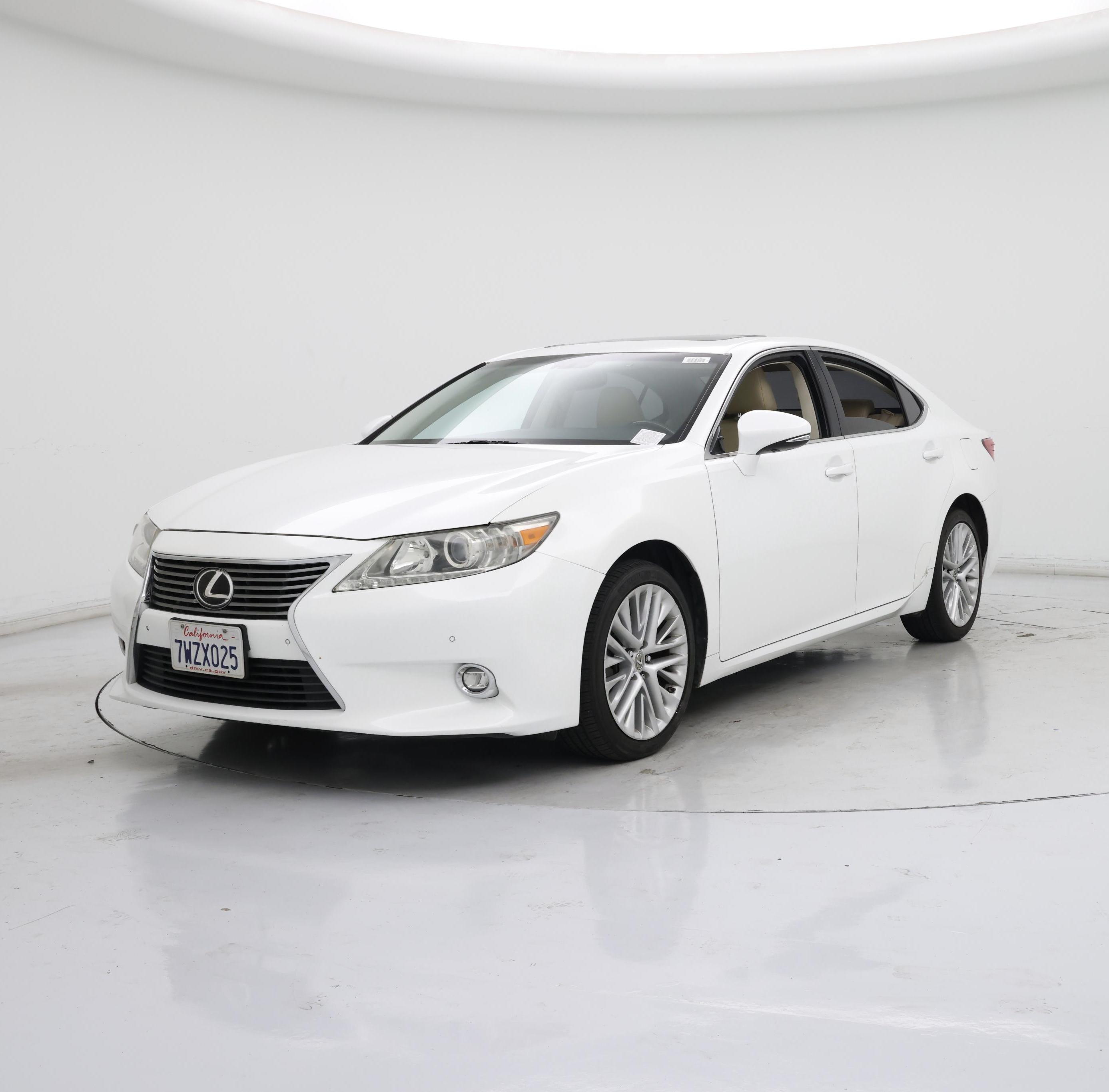 Thumbnail: 2014 Lexus ES - 4